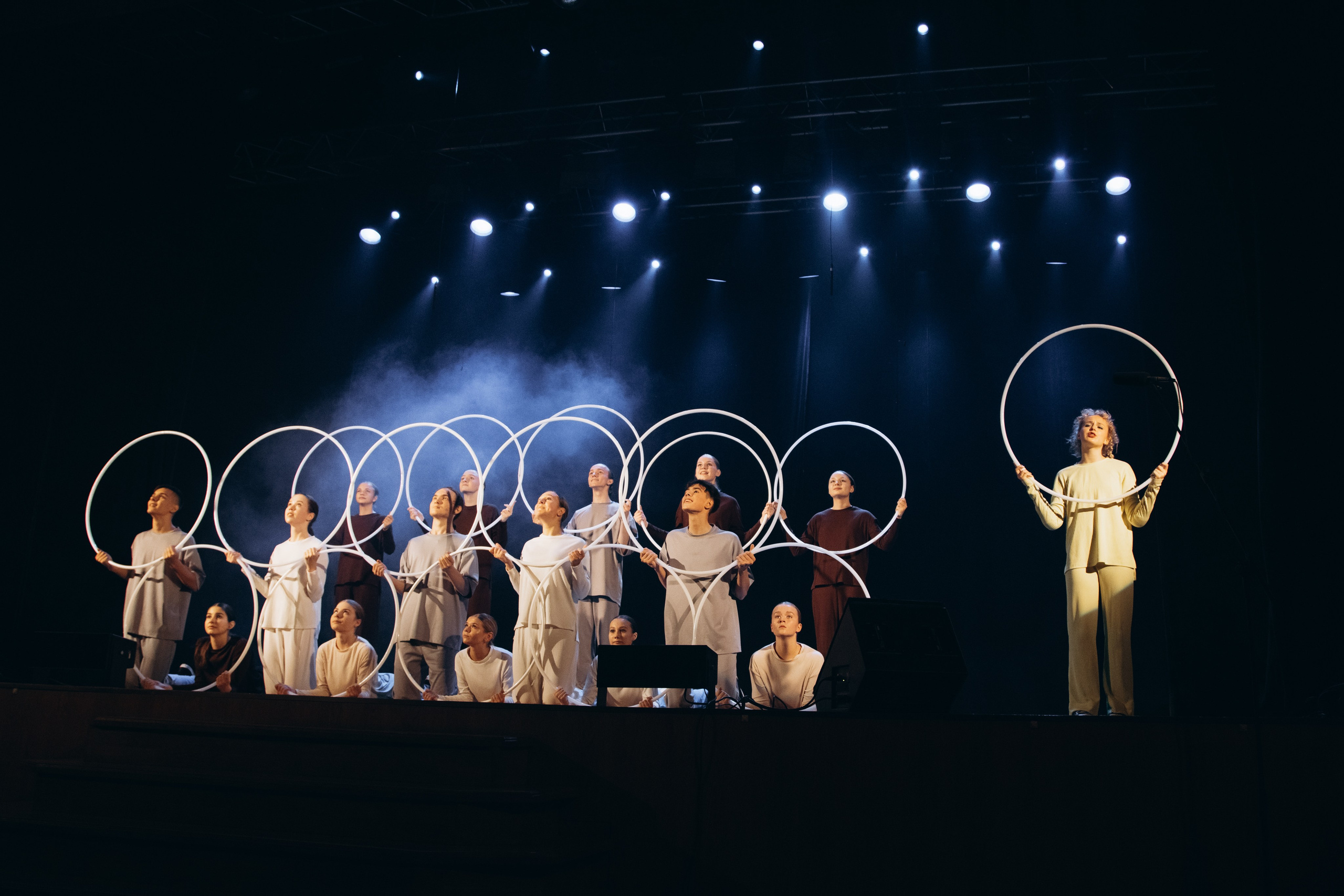 Сцена. Фотограф Людмила Оюн