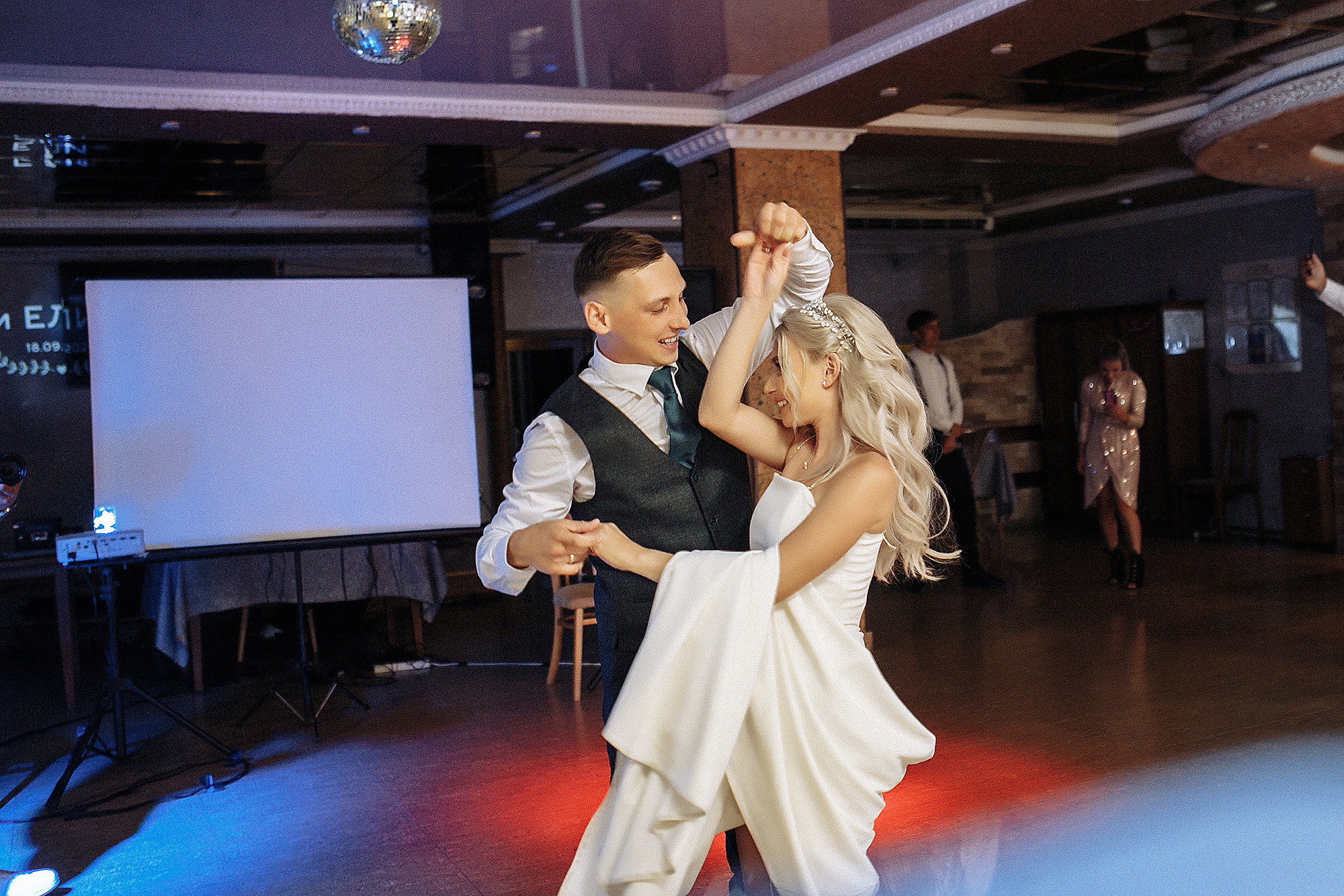 Лиза и Олег 18.09.21. Свадебный фотограф Владивосток Алина Гевондова