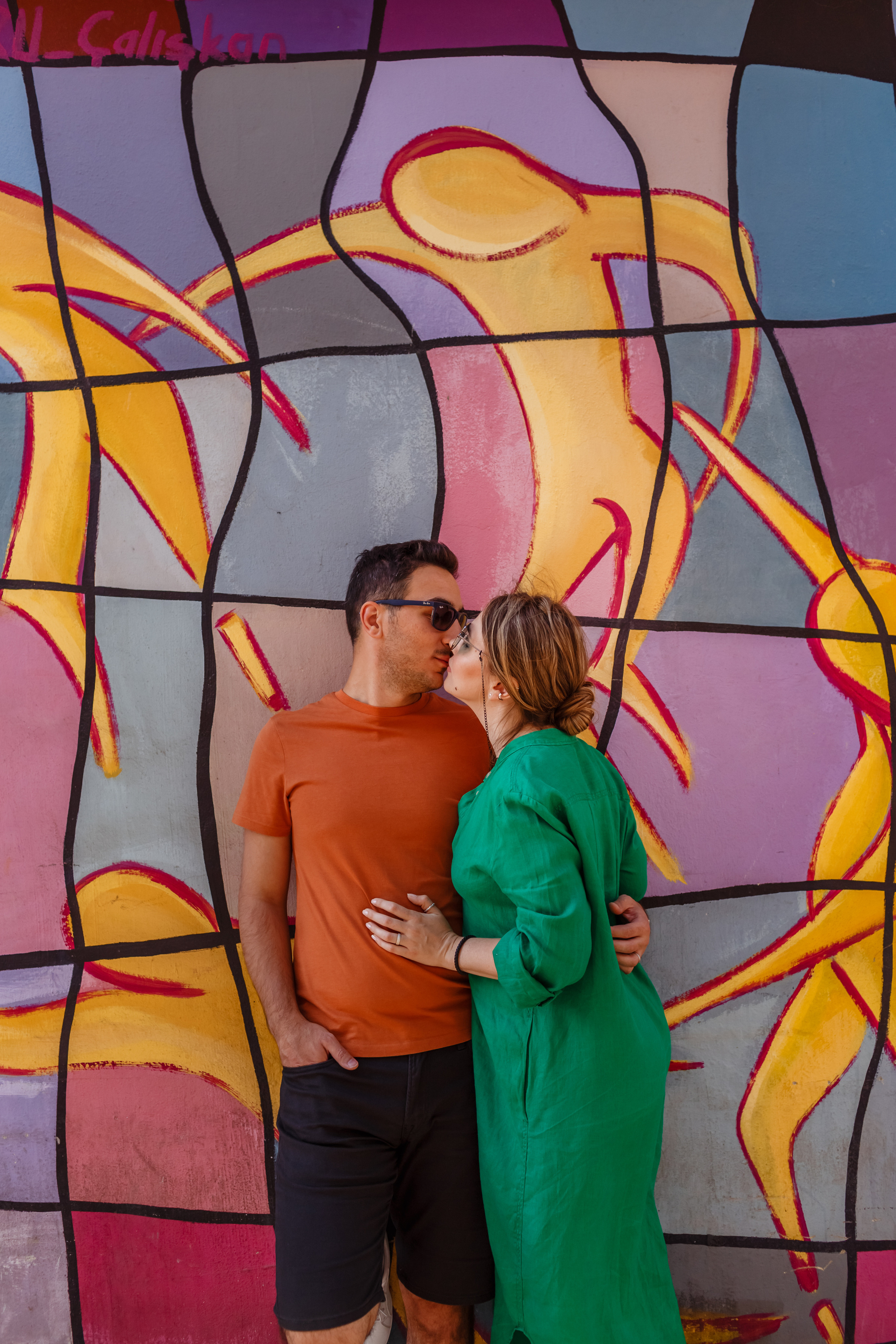 Bright walk around Izmir. Professional family and children’s photographer in Izmir Irina Eron