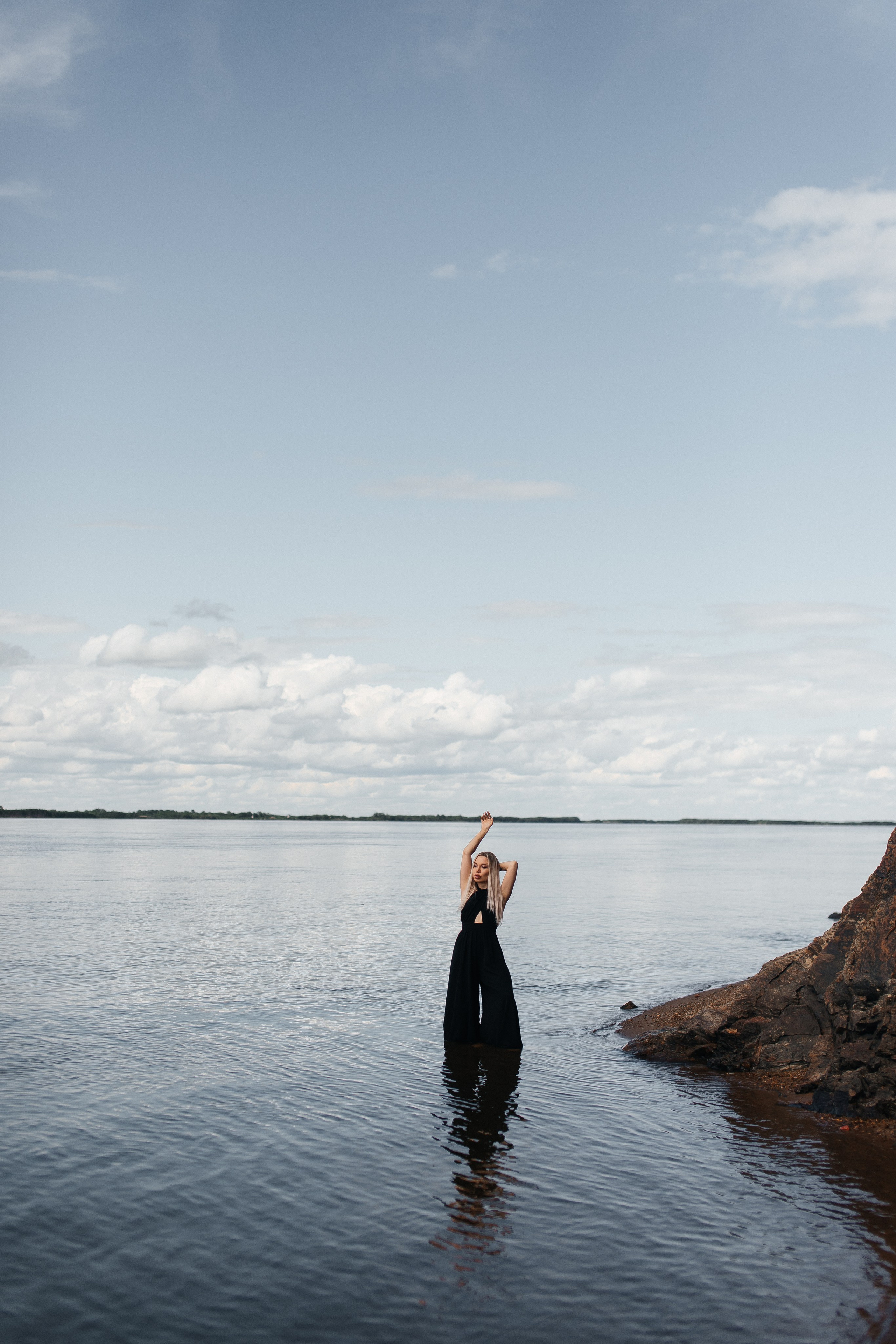 Босиком по скалам. Свадебный и семейный фотограф в Санкт-Петербурге