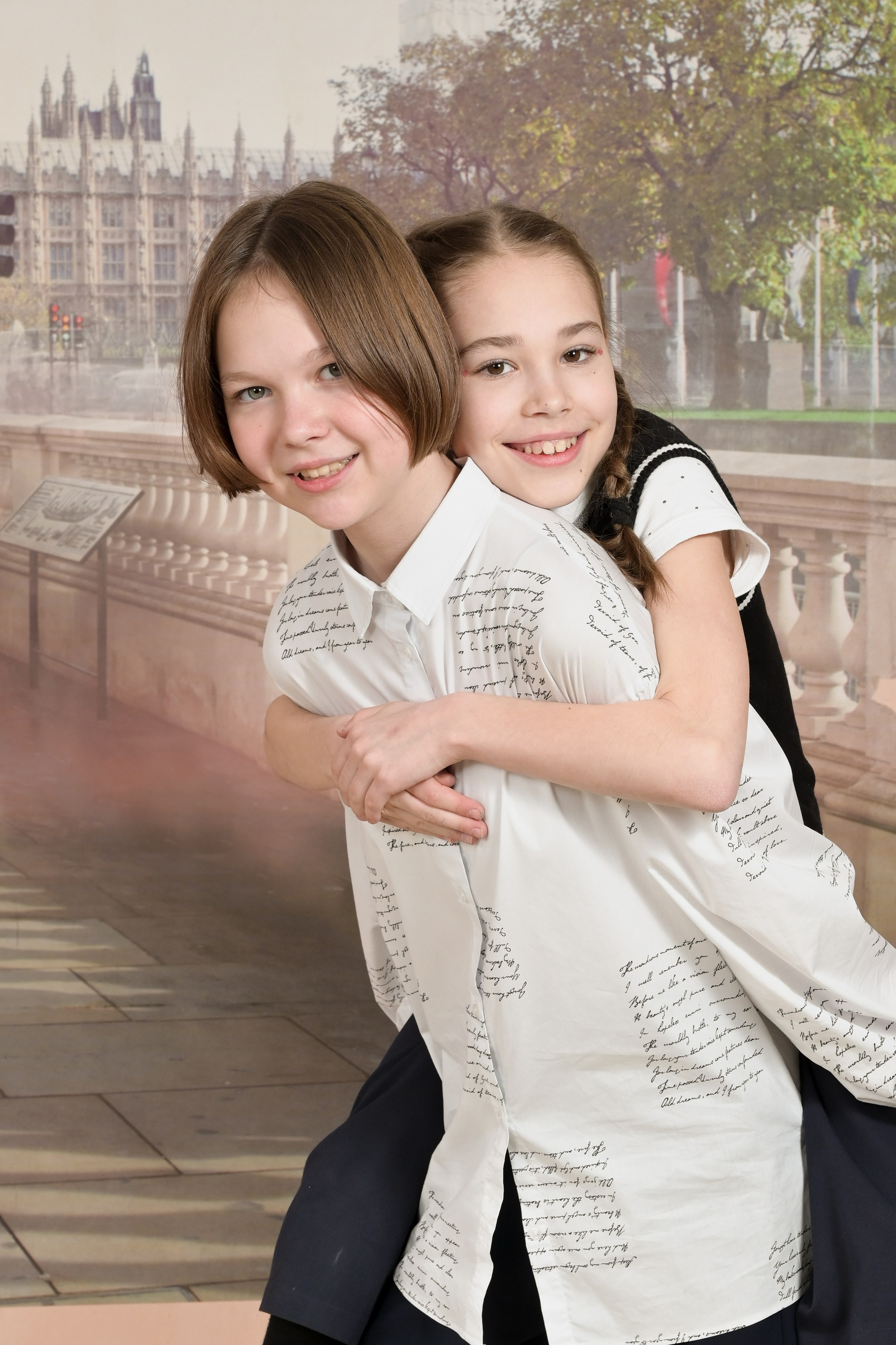 Профессиональная фотосъёмка на выпускные альбомы в Красноярске. Профессиональный фотограф в г. Красноярске Татьяна Арлакова