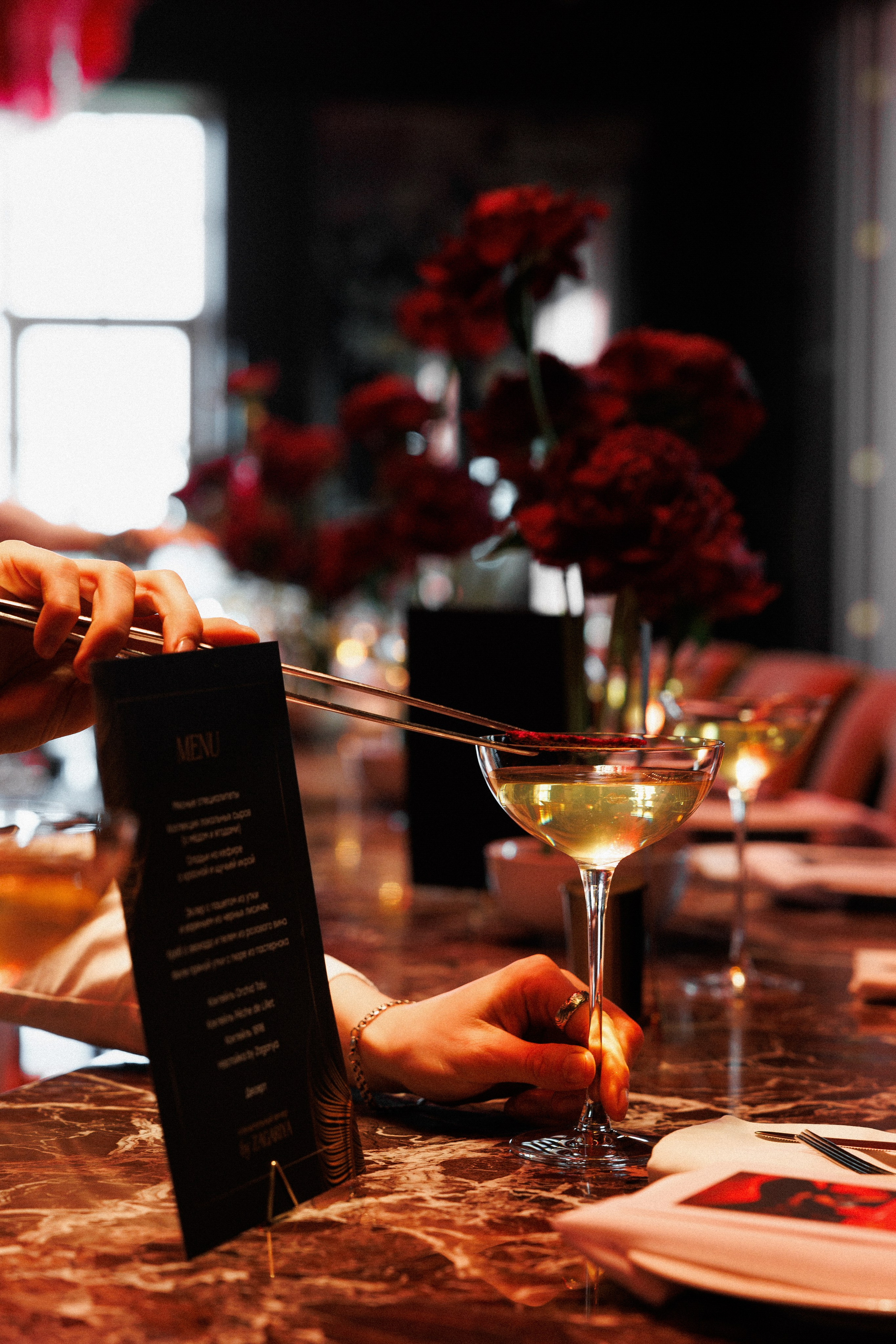 День рождения в красной комнате. Свадебный и репортажный фотограф Новороссийск, Краснодар, Сочи Олеся Дзюба