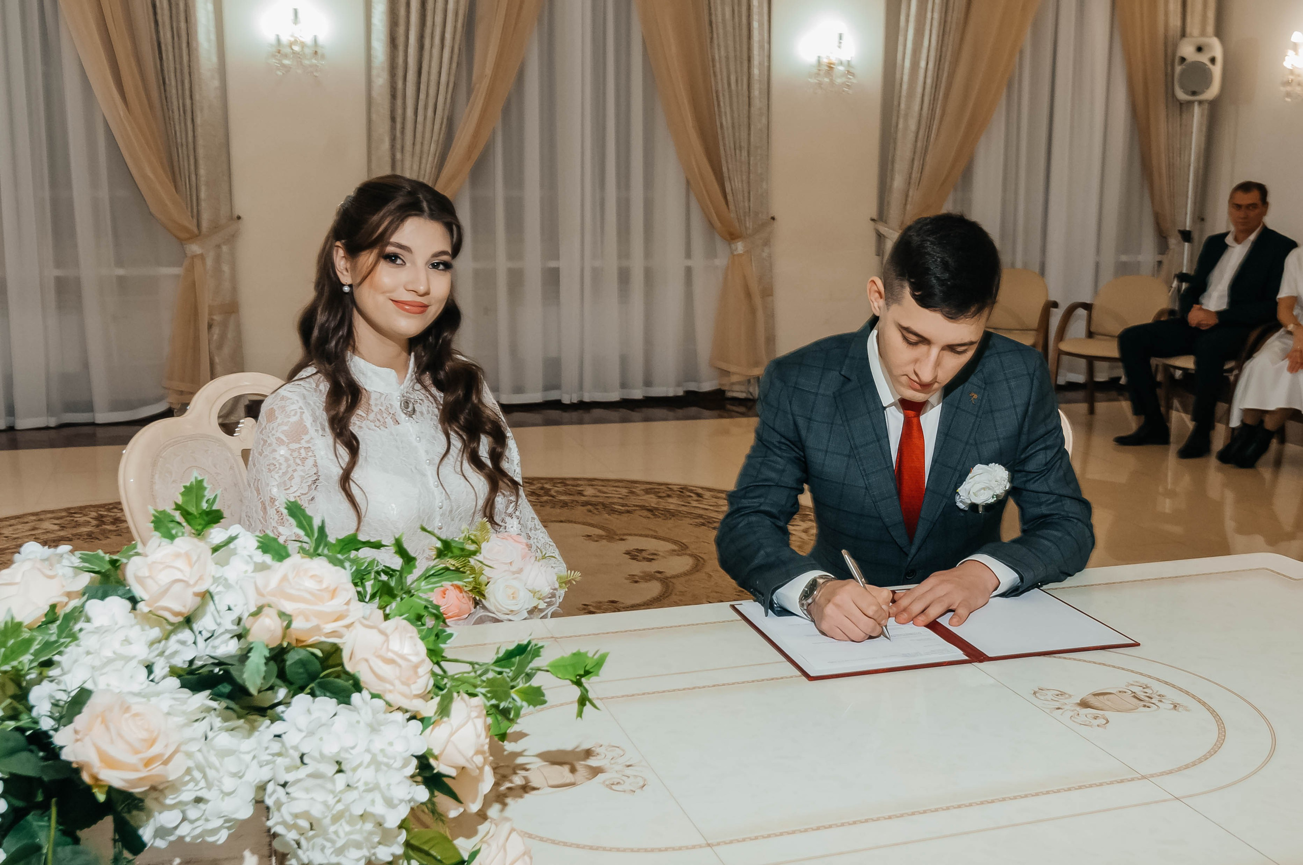 Съёмка росписи Анастасии и Вадика в Ярославле. Свадебный и семейный фотограф г. Ярославль Савинская Анастасия