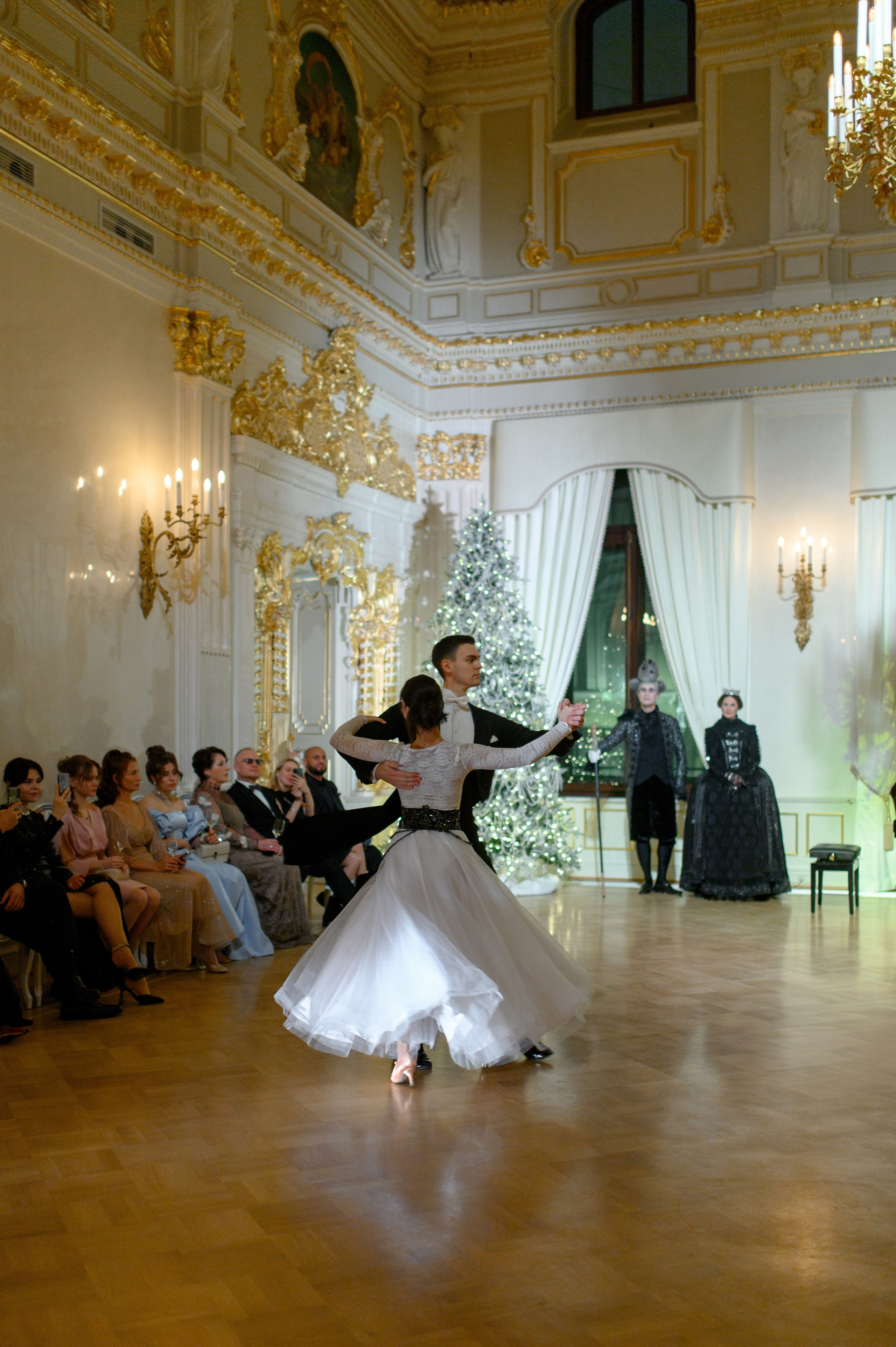 Новогодний бал в Особняке Мясникова. Свадебный и портретный фотограф в Санкт-Петербурге Ирина Келина
