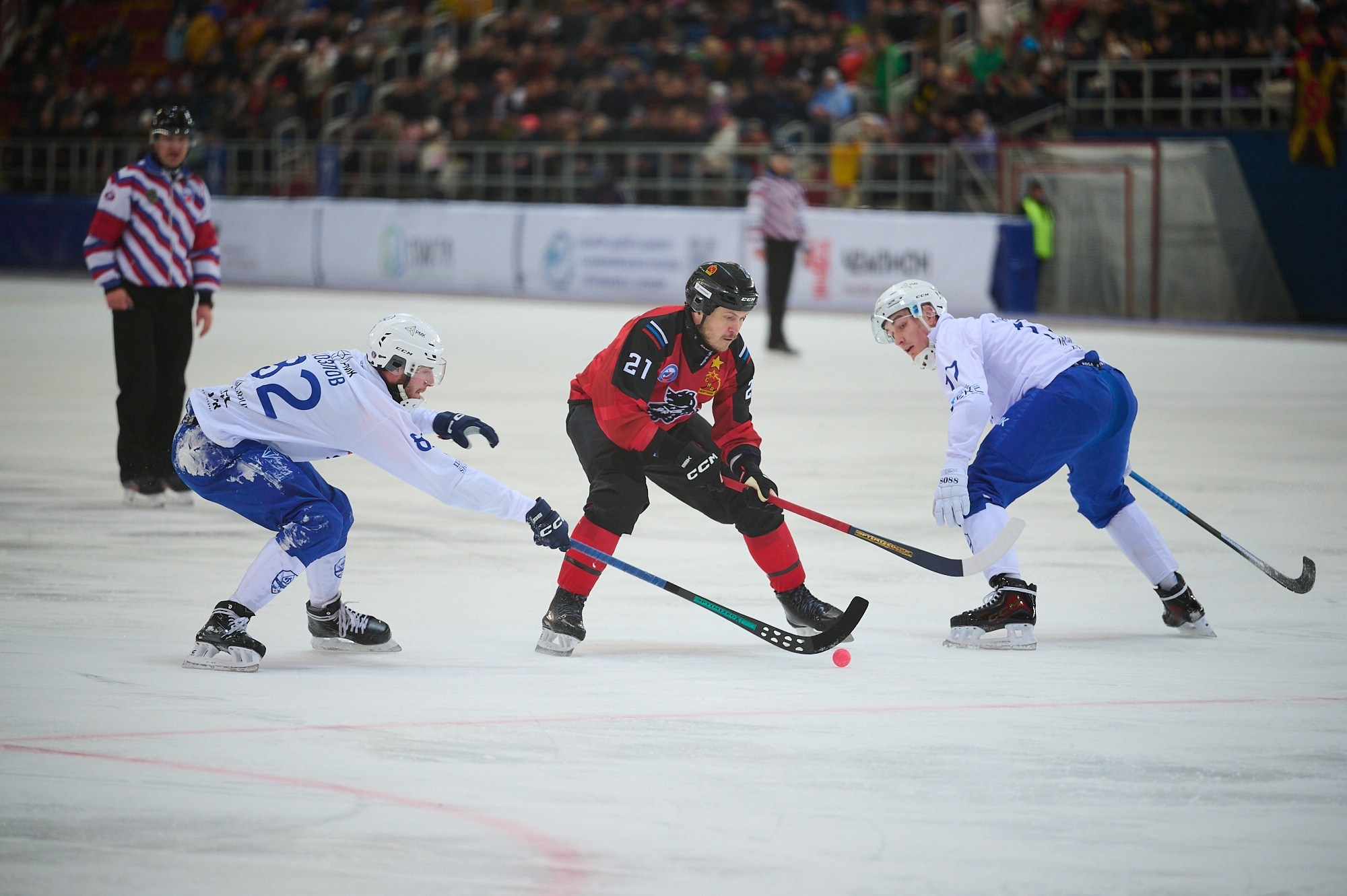 Фотографии ХК "СКА-Нефтяник". Александр Русаков спортивный фотограф в Хабаровске