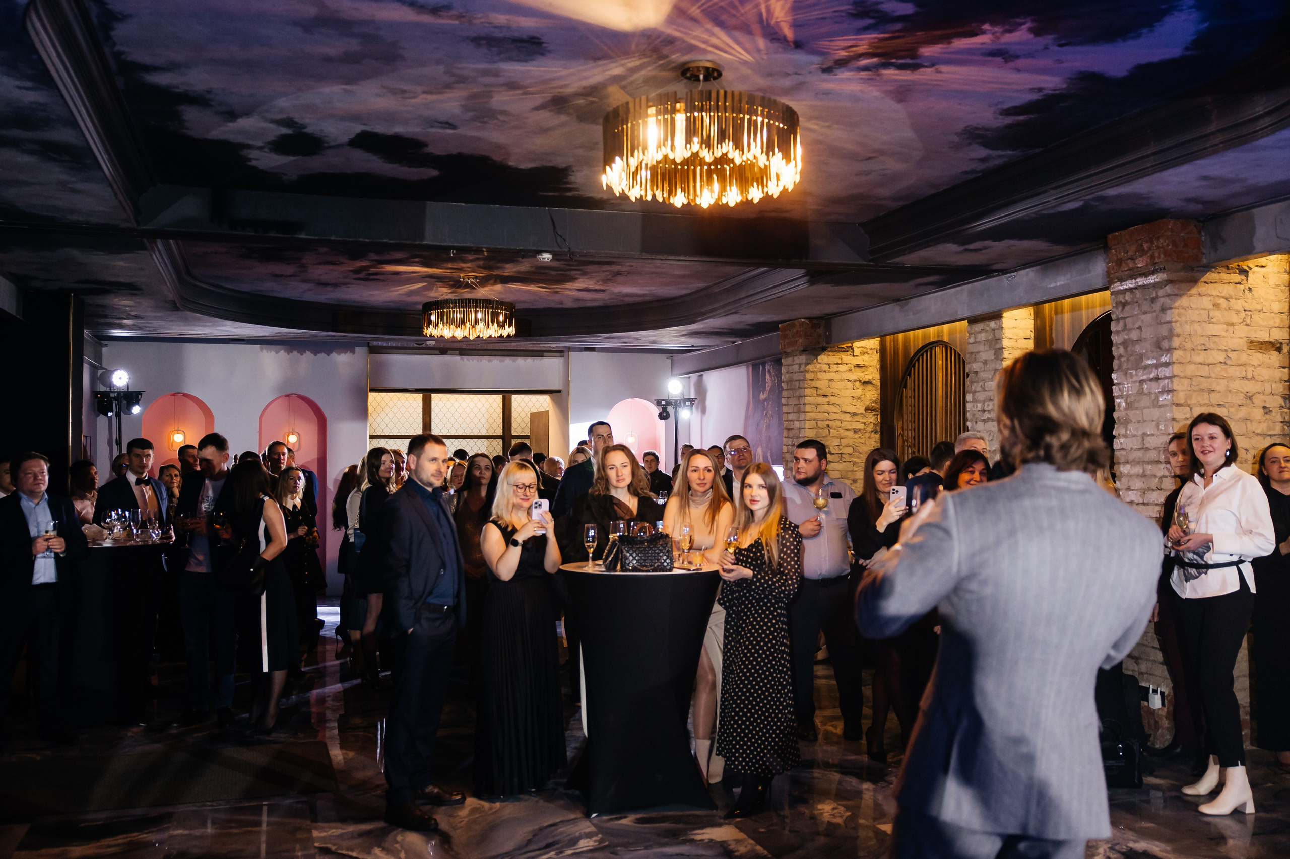 Фотограф на корпоратив. Фотограф, видеограф на свадьбу в Москве Никита Назаров