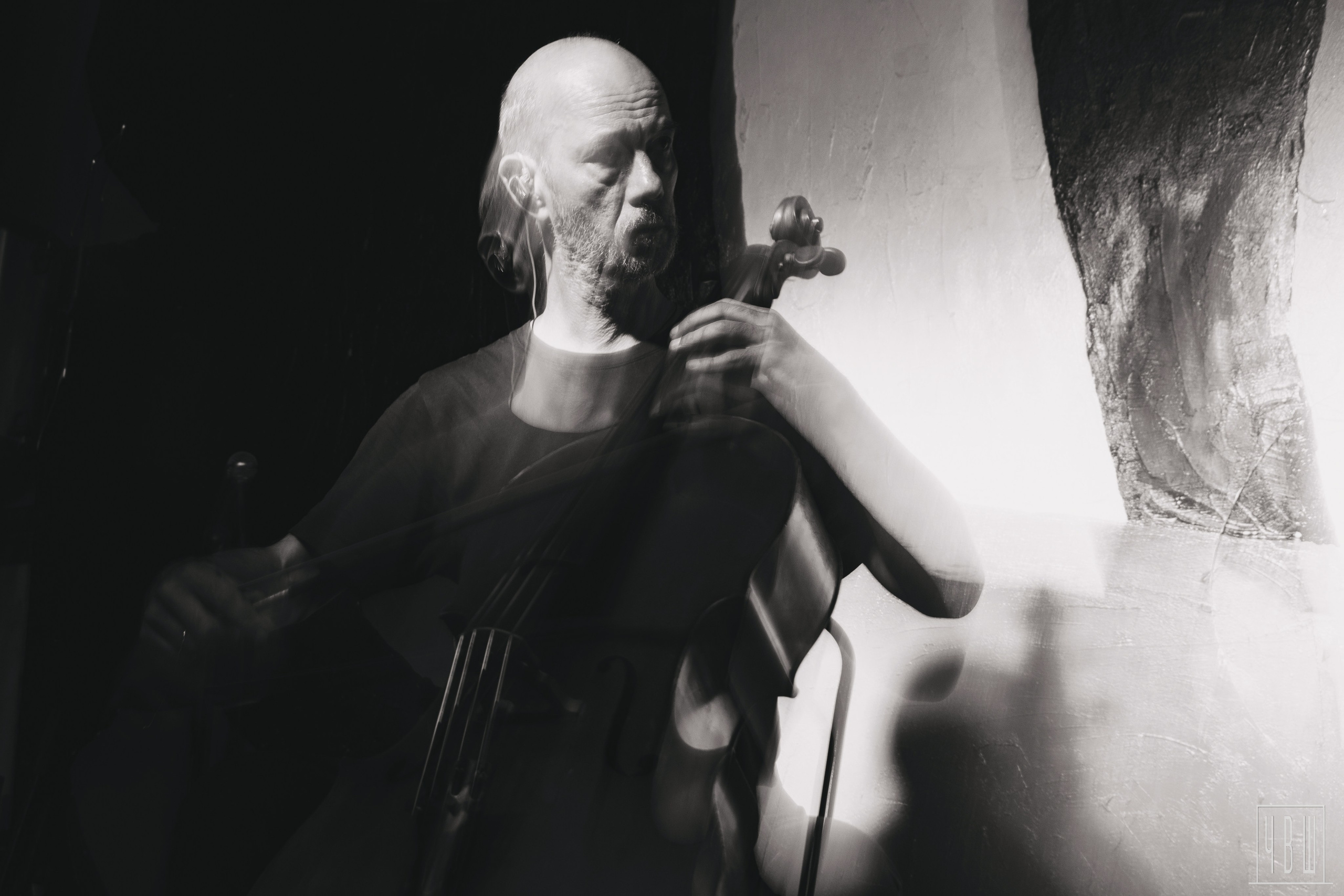 Бранимир, Акимов, Махова, 07.09.2025, Ящик. Человек в Шляпе