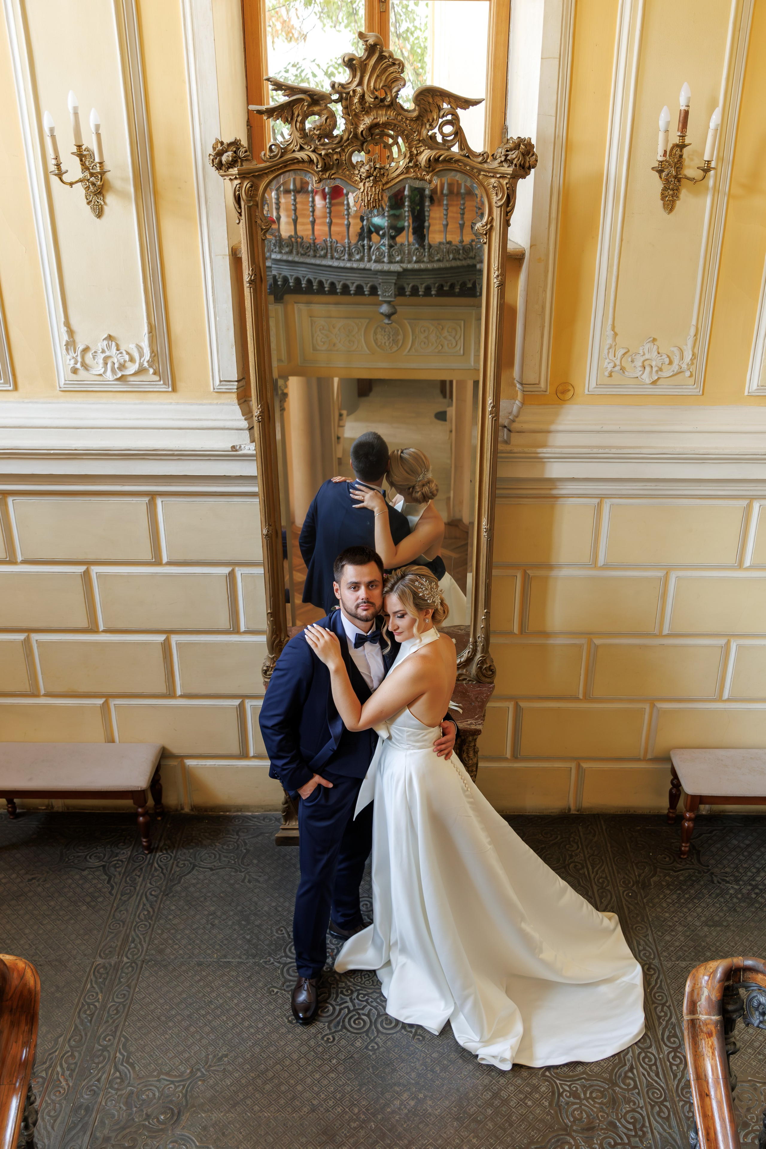 Свадебная фотосессия в библиотеке-читальне им А. С. Пушкина. Свадебный фотограф Москва и МО Сергей Киржаев