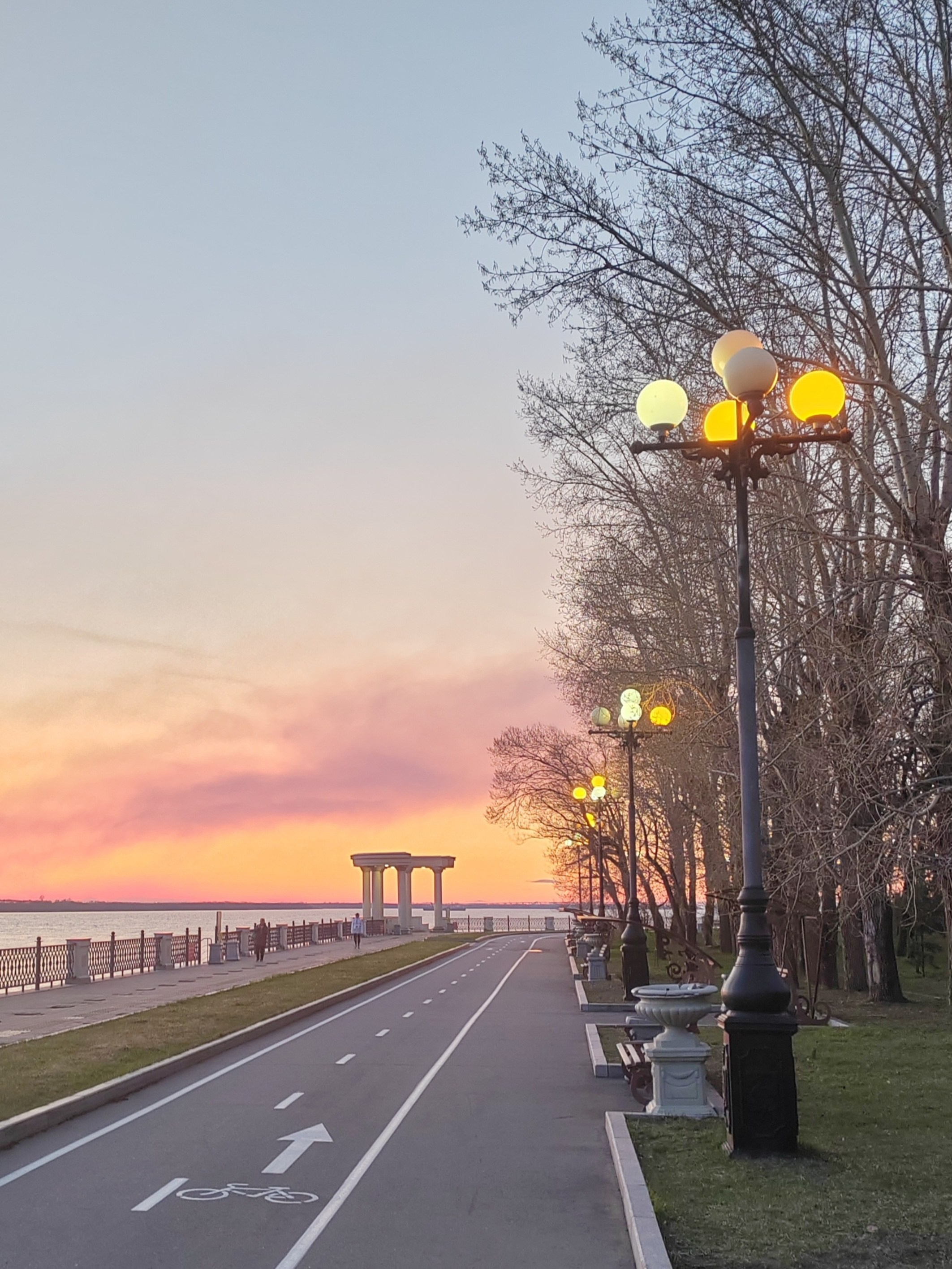 Набережная Хабаровска. Дальний Восток — природа и достопримечательности