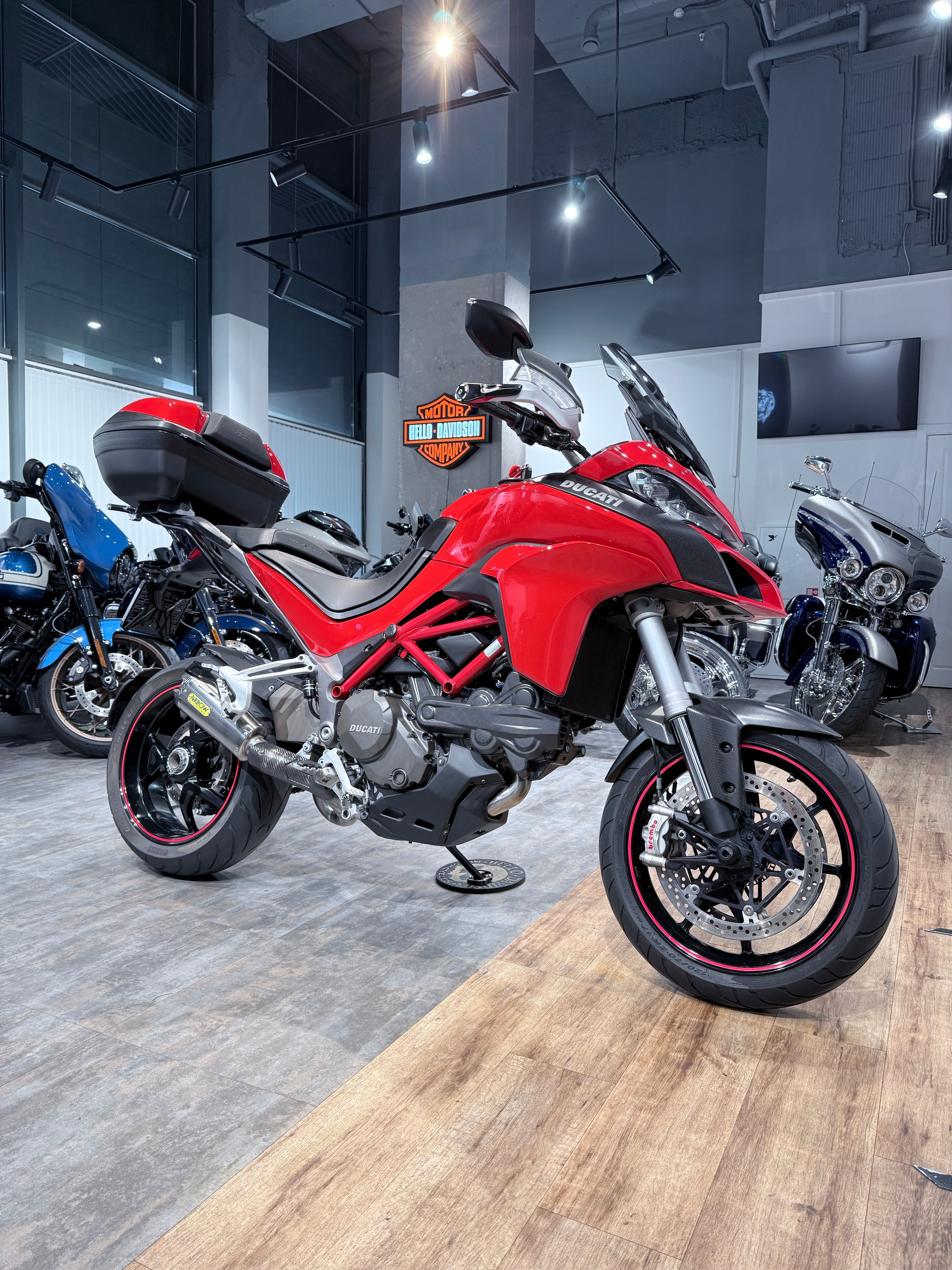 Ducati Multistrada 1200S Carbon. Hello Davidson, Москва. Только хорошие мотоциклы…