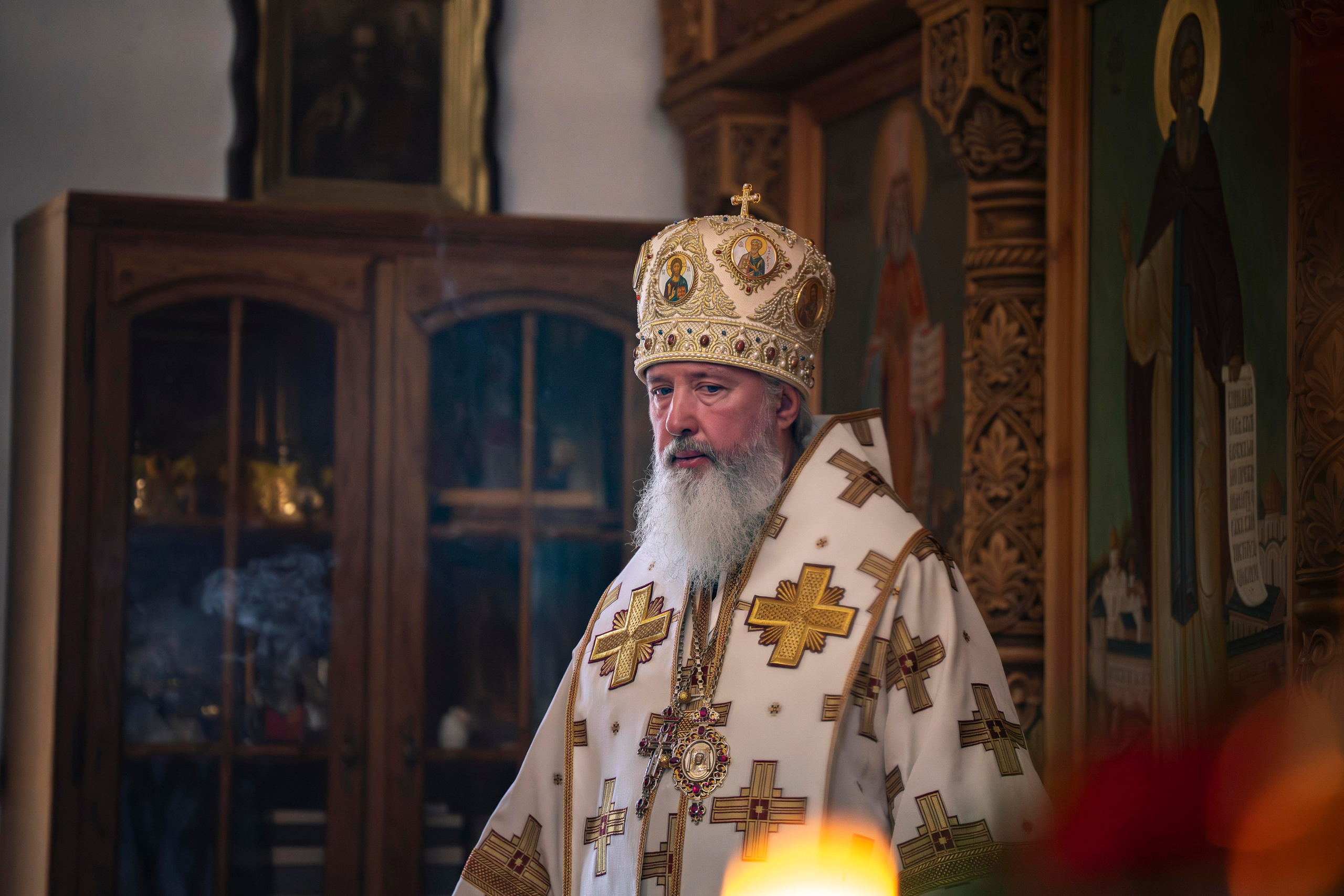 Христианская служба в Церкови Николая Чудотворца п. Листвянка оз. Байкал. Визуальные решения для бизнеса: от деловых портретов до рекламных роликов