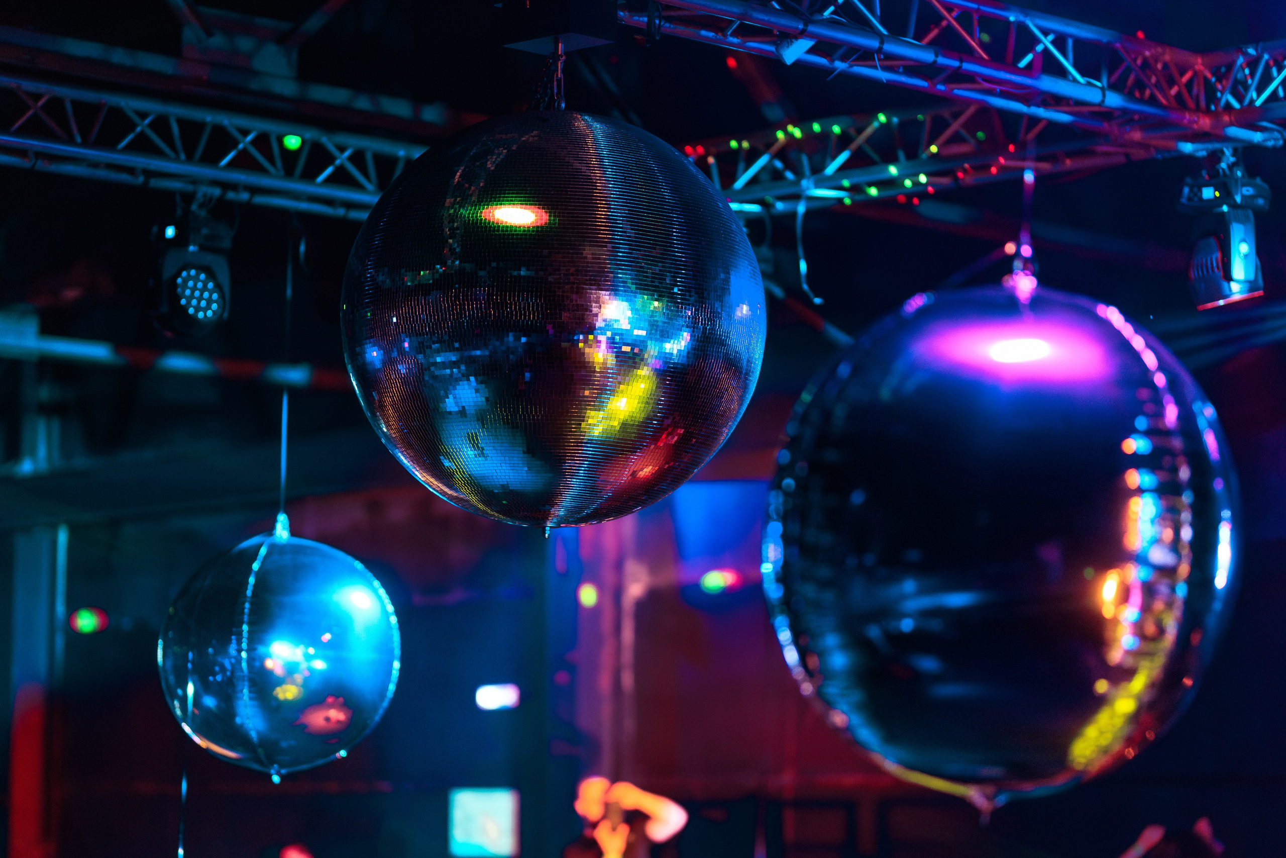 11.01.25 Танцплощадка. Репортажный фотограф Екатеринбург | Яркий, качественный репортаж | Концерты, клубы, репортаж, праздники, корпоративы