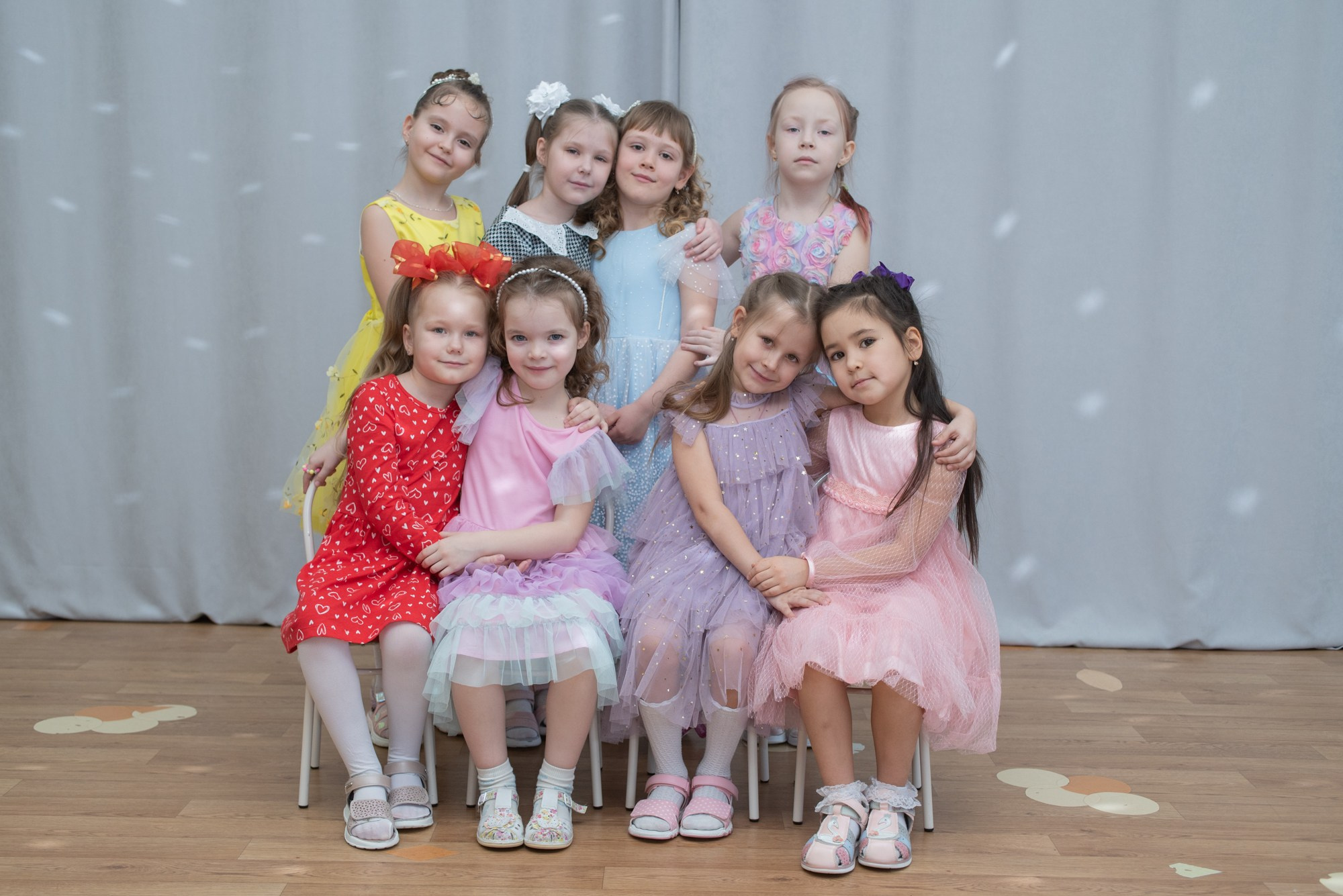 Детский сад. Школьный фотограф, Новосибирск. Выпускные альбомы для школьников и детских садов, общие фото и «классные истории» для невыпускных классов