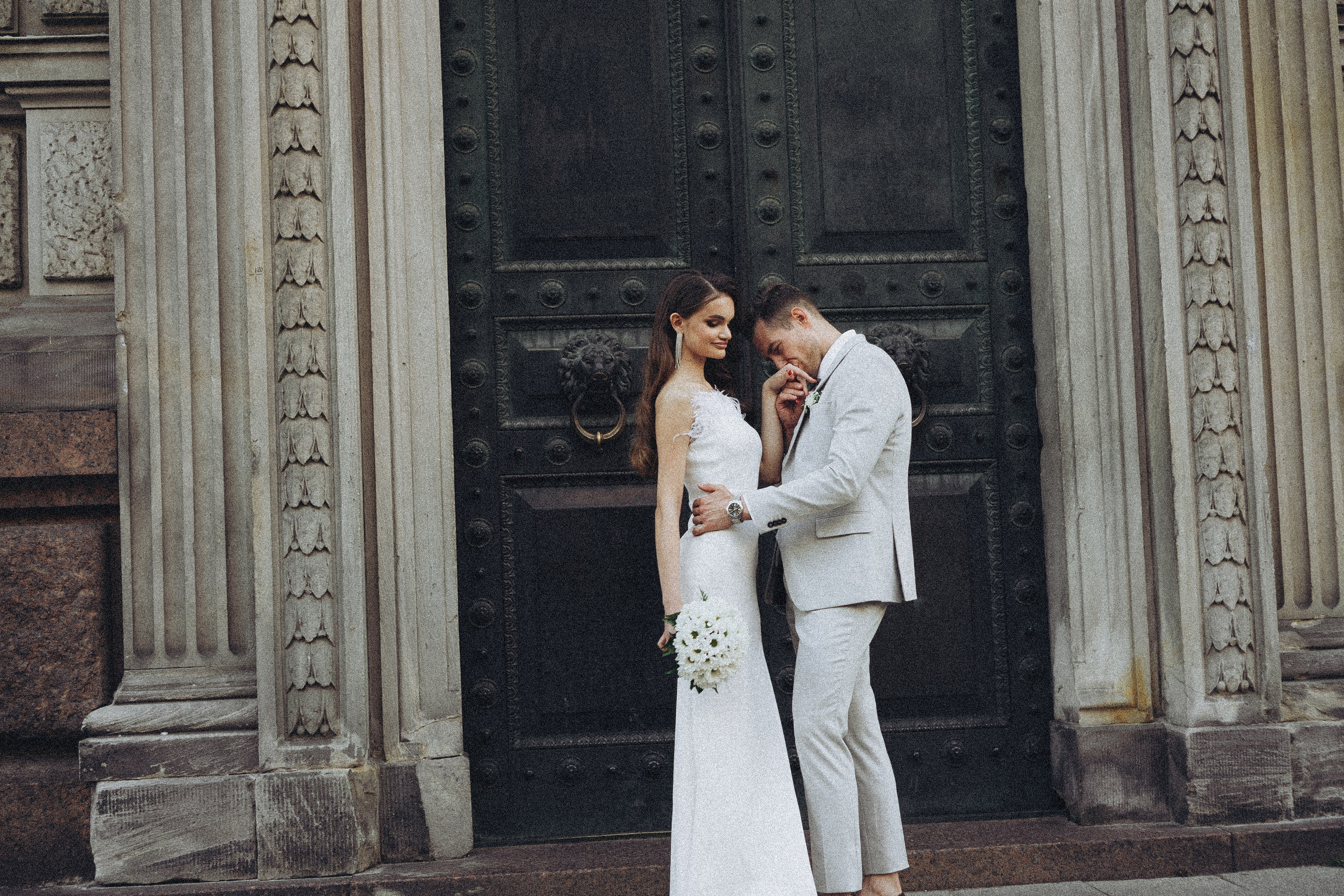 Свадебная сьемка у академии Штиглица. Профессиональный фотограф, Санкт-Петербург — Виктория Богомолова