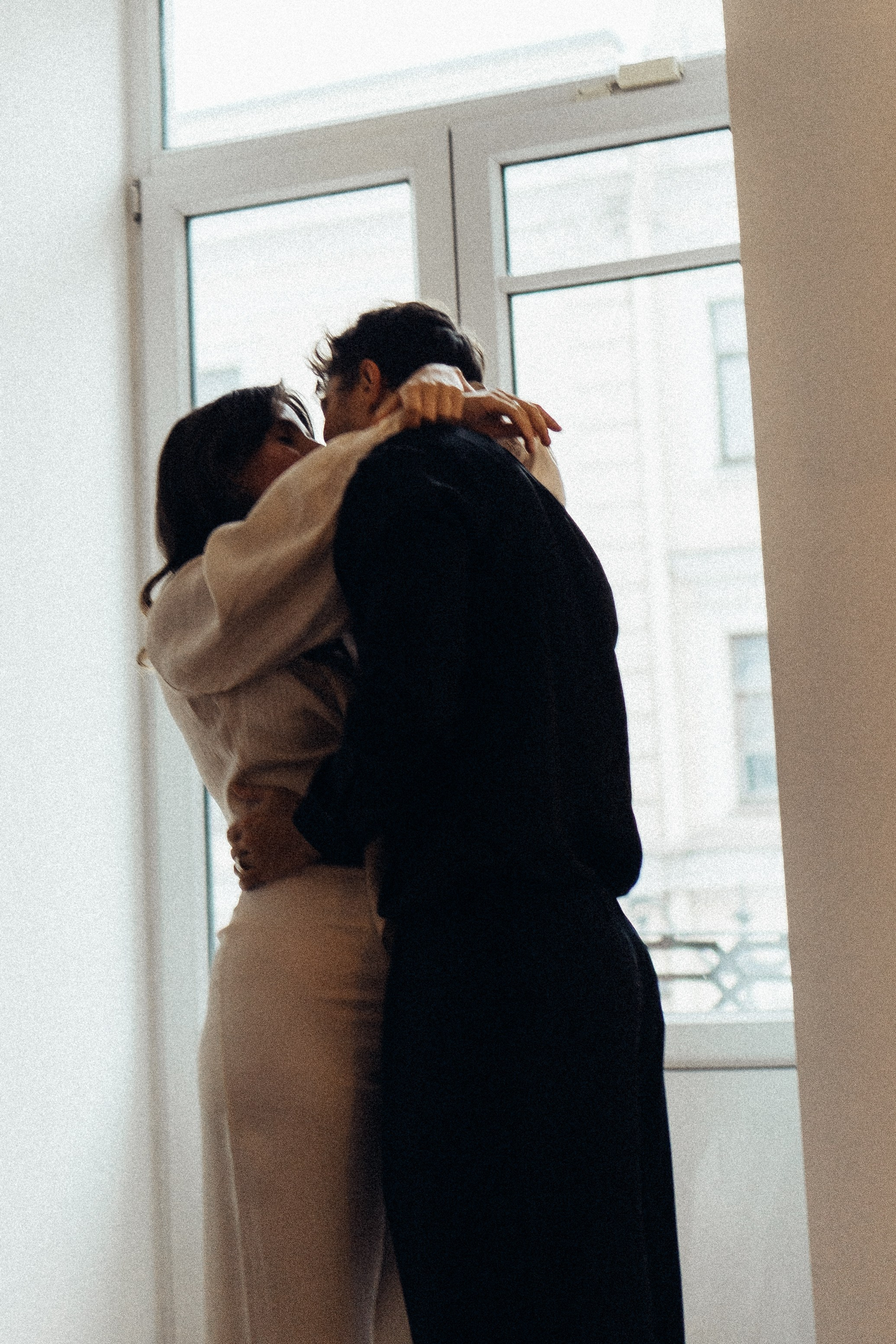 УТРО ЖЕНИХА И НЕВЕСТЫ В ПИТЕРСКОЙ КВАРТИРЕ И СЬЕМКА С СВАДЕБНЫХ ОБРАЗАХ. Профессиональный фотограф, Санкт-Петербург — Виктория Богомолова