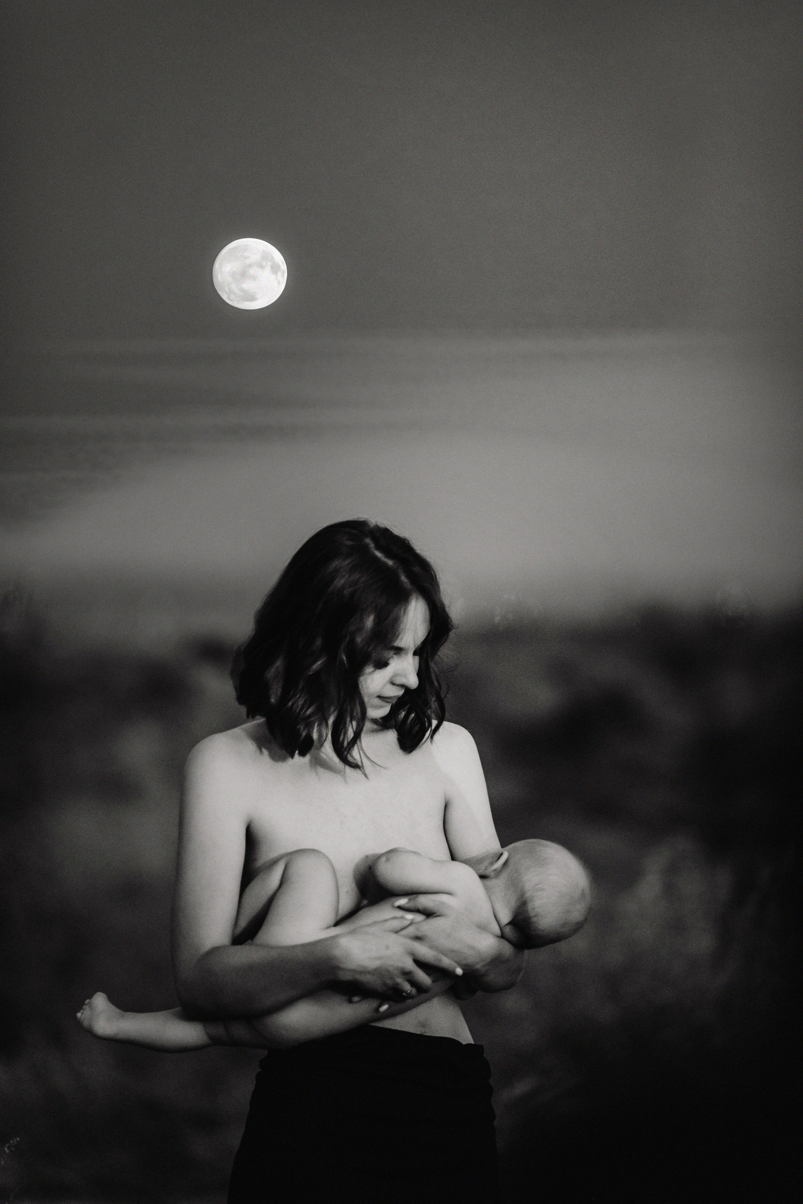 Грудное кормление. Фотограф материнства и таинства кормления Екатерина Кузьмин