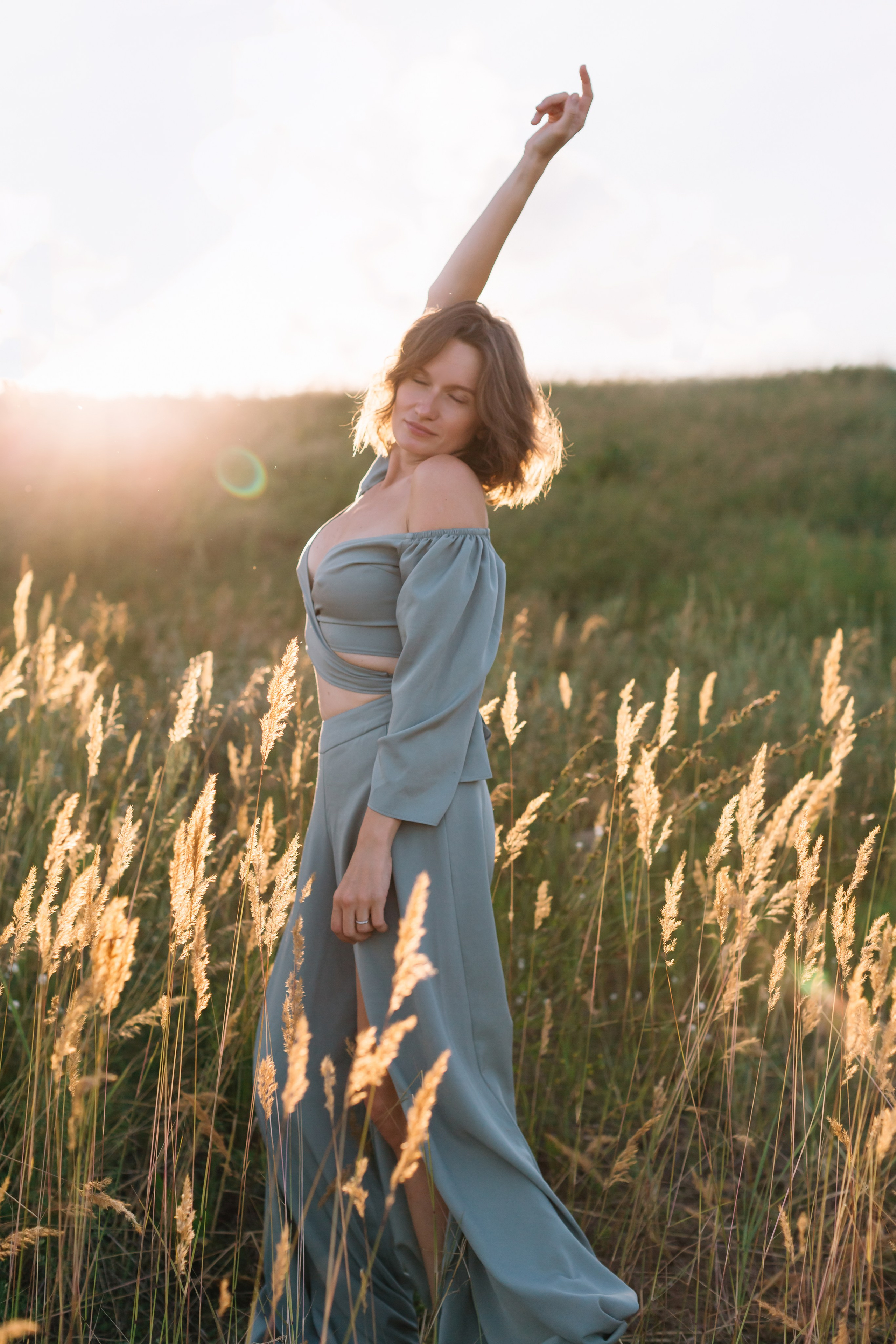 алёна малахова фотограф новосибирск семейный детский домашняя фотосессия в новосибирске день рождения репортажная съёмка фотосессия с лошадьми на конюшне деревня алтай  на природе фотосессия в детском саду мама и сын предложение руки и сердца идея  помолвка фотосессия берег закат детский день рождения годик торт аниматор лофт игровая продолжение следует prodoljenie_sleduet_  корпоратив тимбилдинг первоклашка линейка  контент  бизнес портрет оперный новат франция берет весна девушка мама и дочь мать и дитя