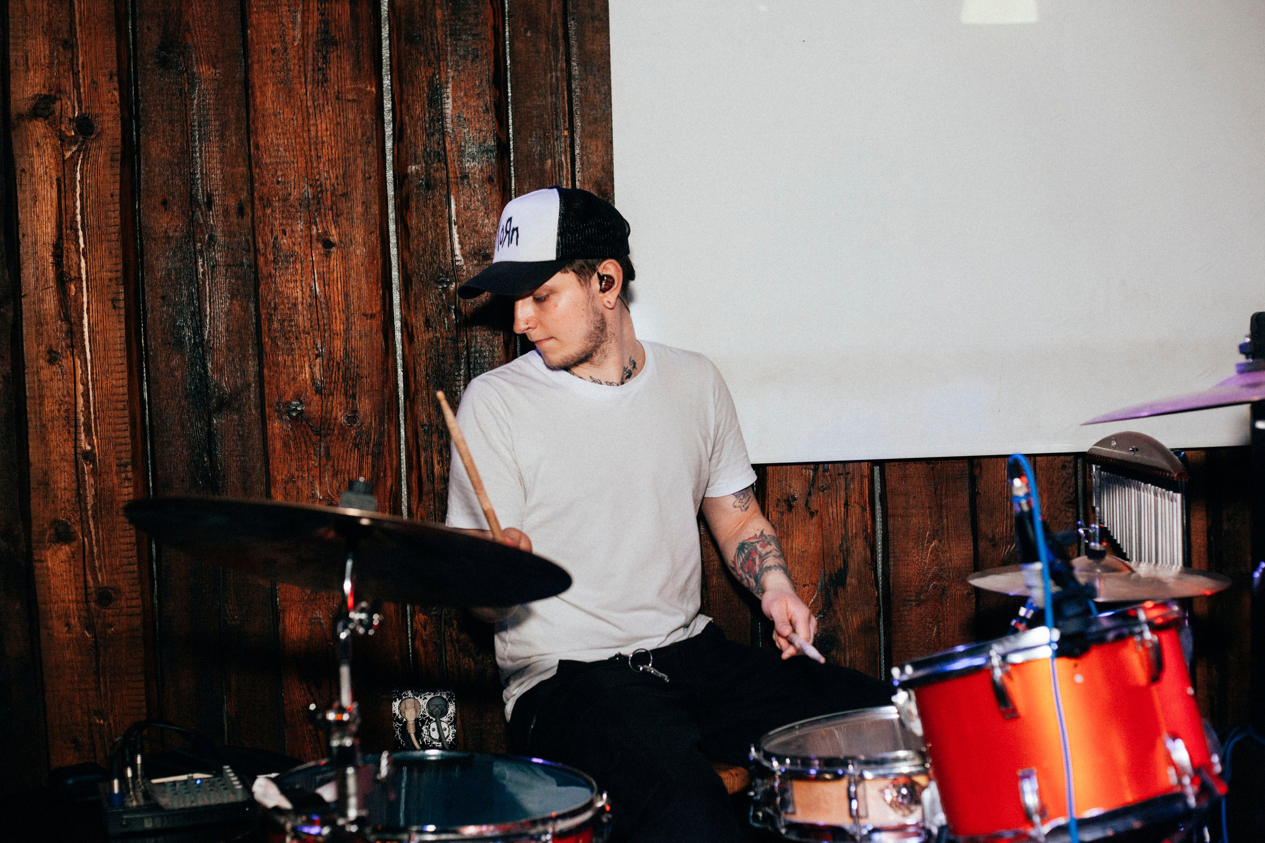 Отмель, EEEda, 28.04.23, Столярка. Stanislav Baryshev — People. Emotions. Atmosphere