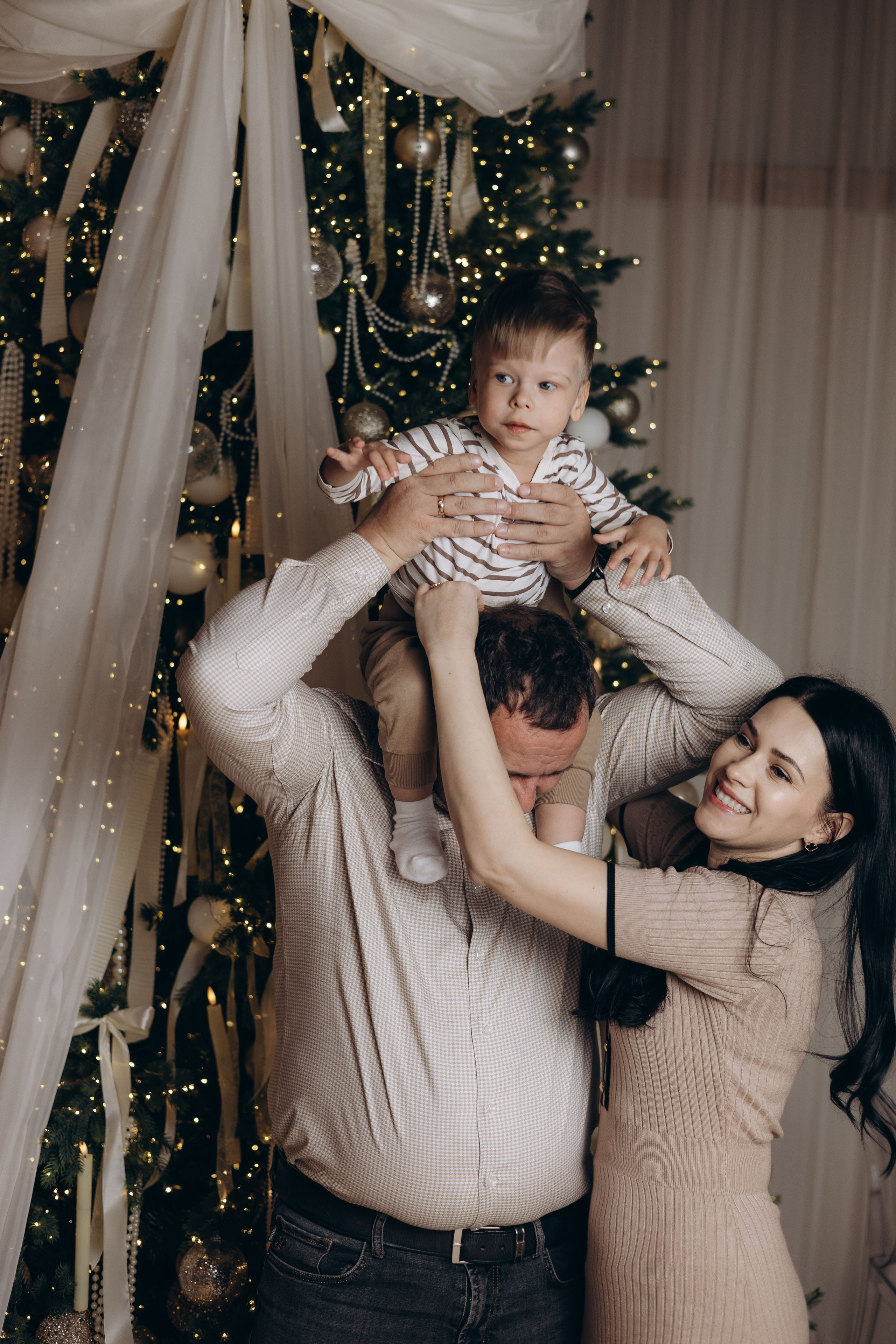 Мирон, Настя и Юрий. Свадебный и семейный фотограф в Новосибирске Дарья Кель