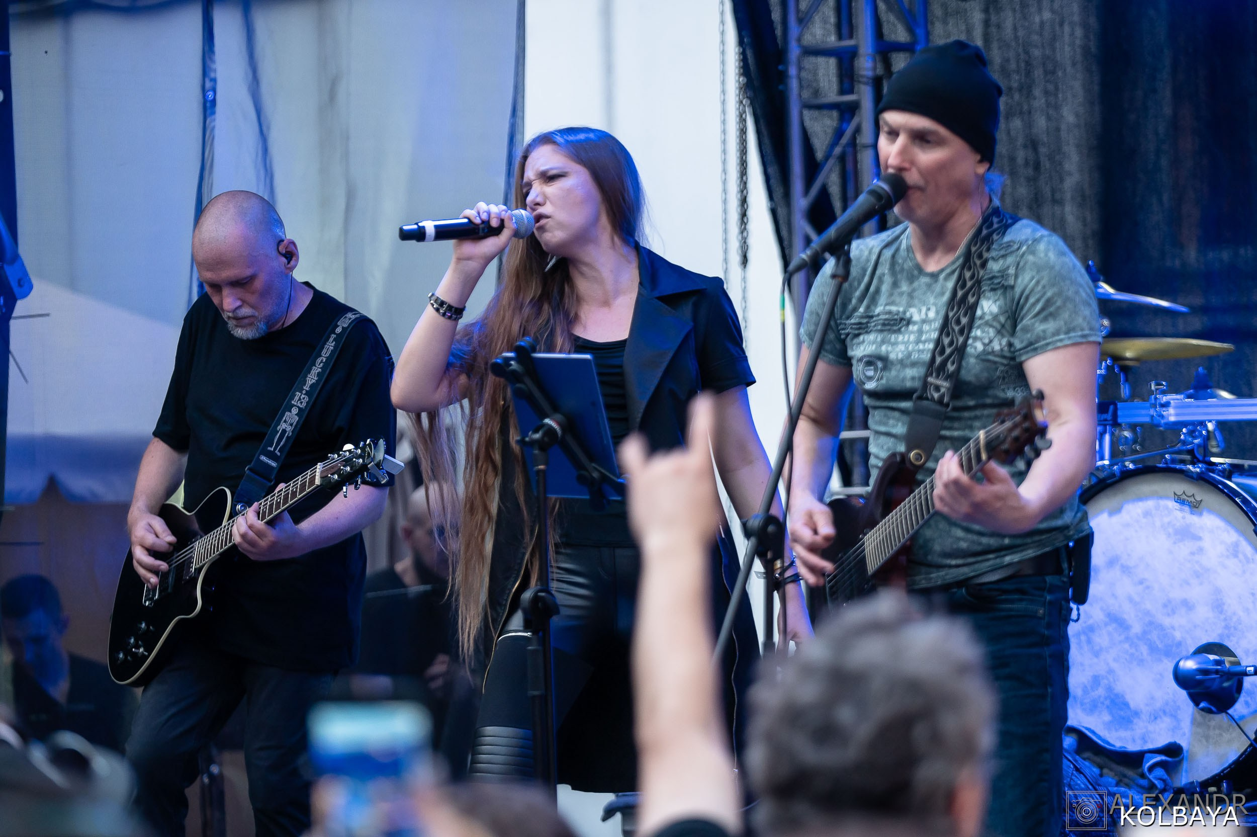 Фоторепортаж с мэшап концерта группы Черный Обелиск 4 июля 2024 года. Концертный и театральный репортажный фотограф в Москве Александр Колбая