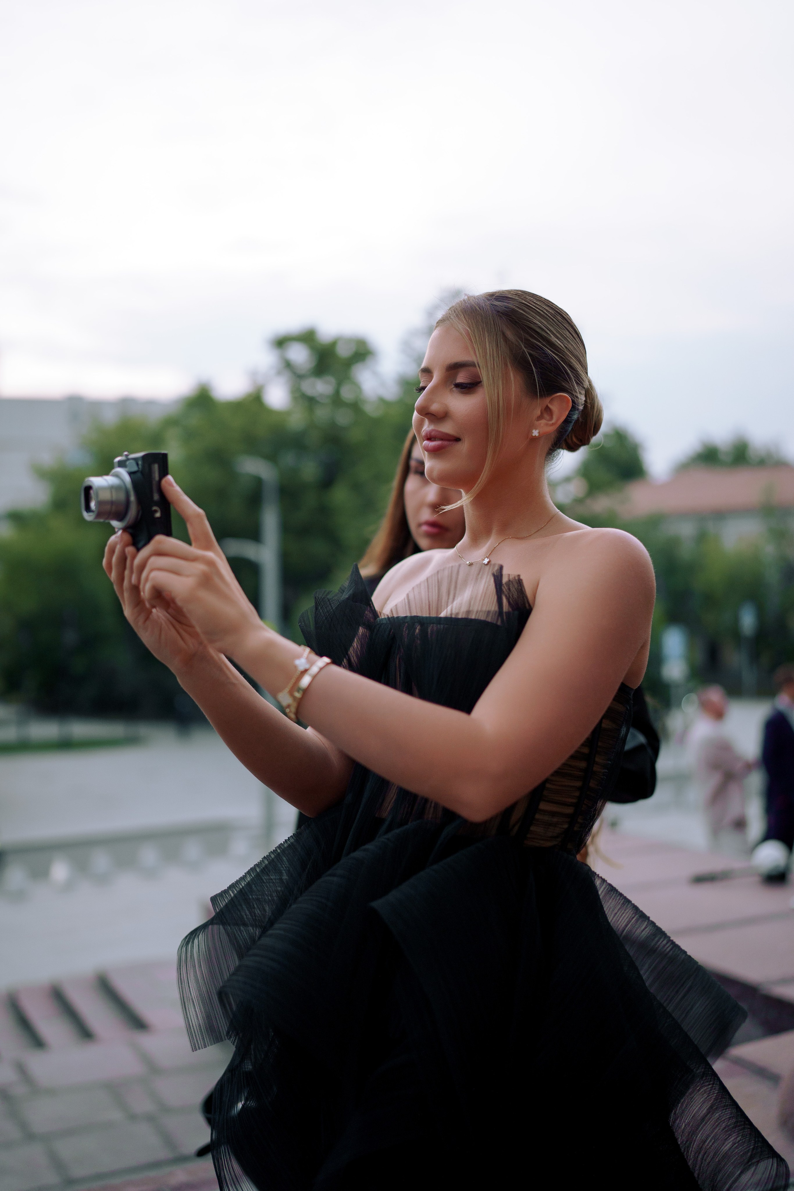 Фотограф репортажный на премию. Репортажный фотограф в Москве Саша Дружинина