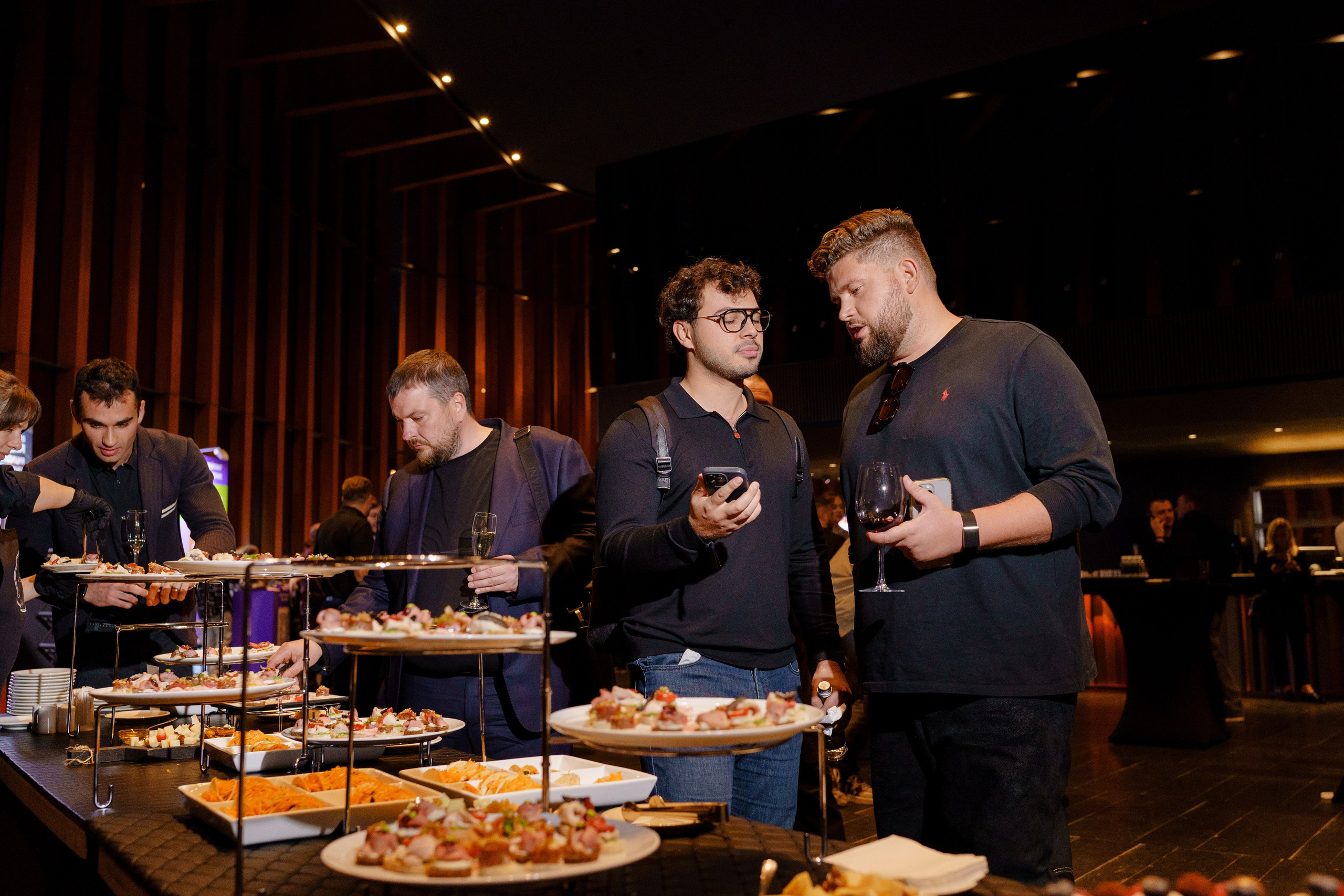 Фотограф репортажный на конференцию/форум в Москве. Репортажный фотограф в Москве Саша Дружинина