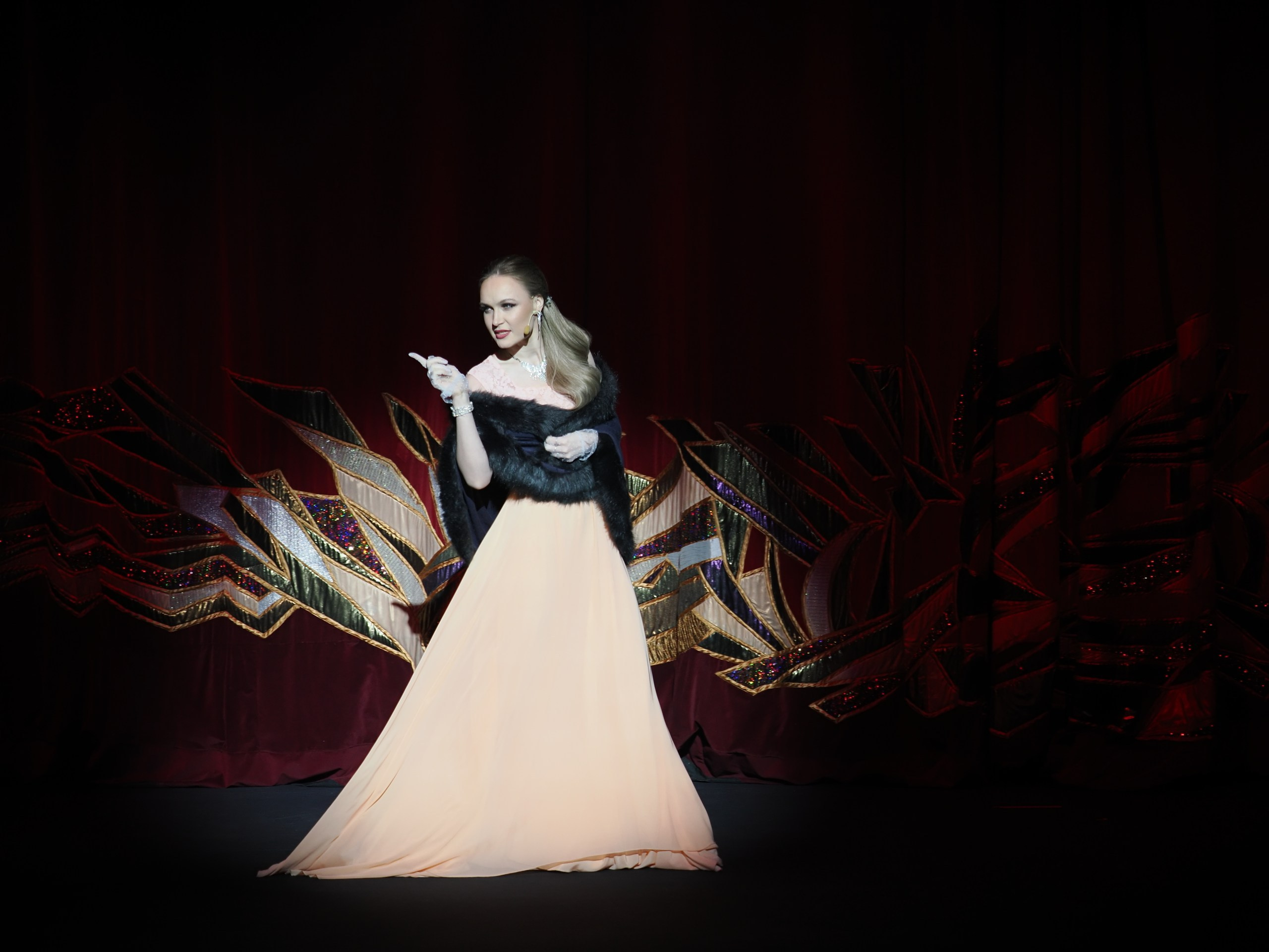 «БУФФ-ПАРАДИЗ» Летучая мышь (в Нск). Портретный и спортивный фотограф в Новосибирске и Твери Кононов Алексей