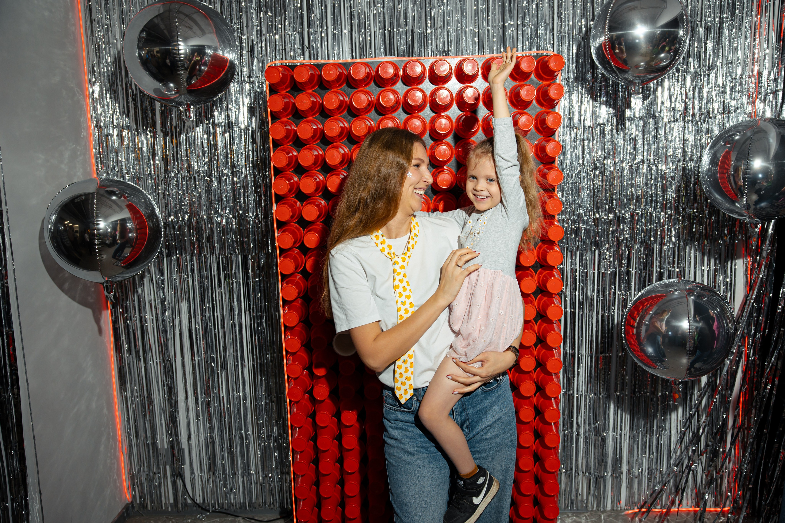 Дубль гис (офисная туса). Фотограф Вячеслав Фарунин