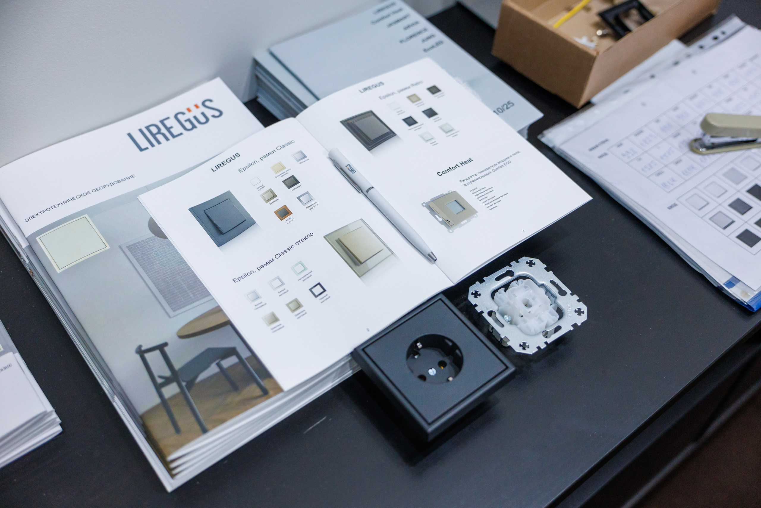 Фотосессия стенда в рамках выставки. Фотограф в Москве Дмитрий Емельянов