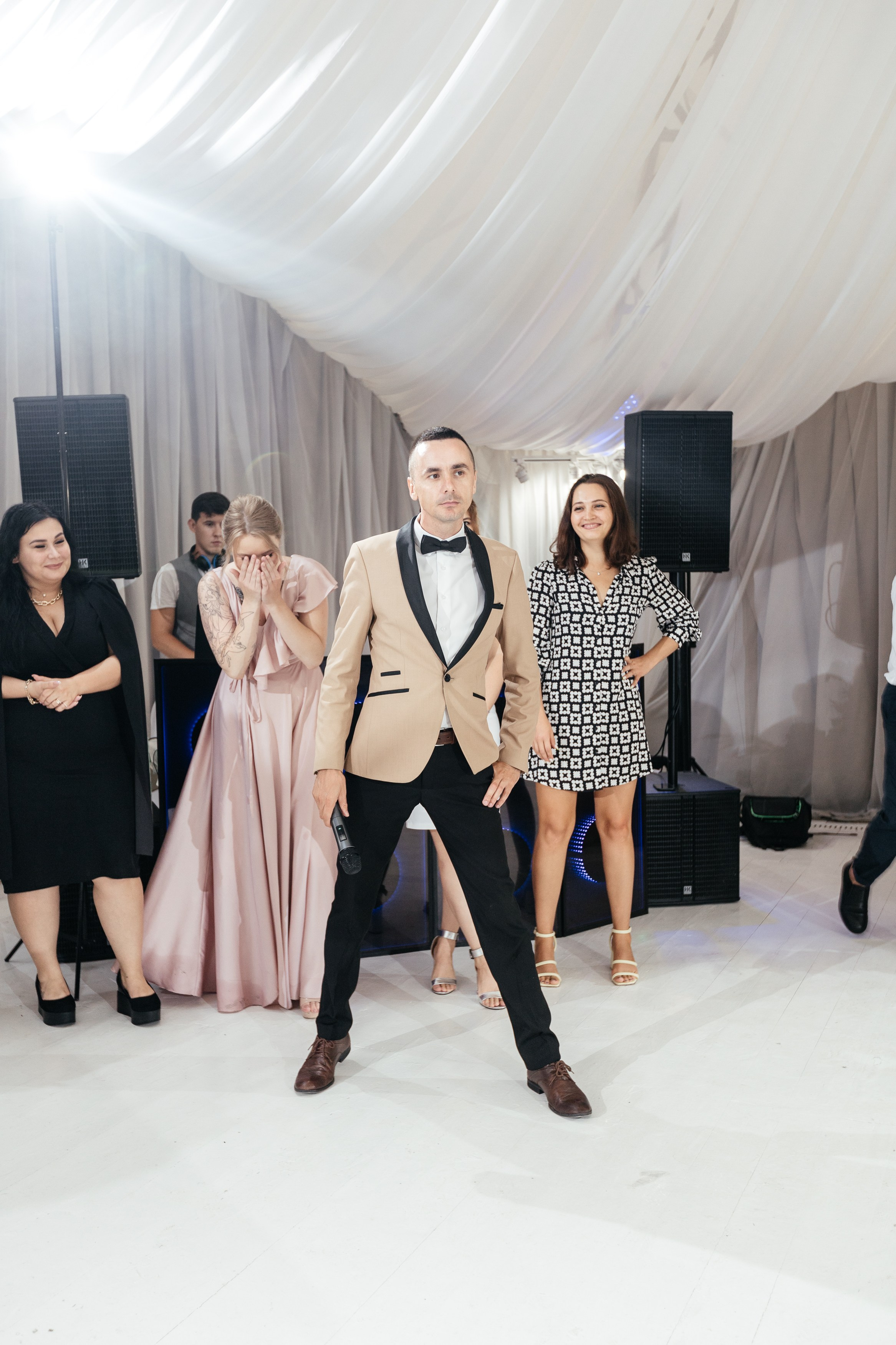 Свадебный фотограф Уфа — Руслан ГабдлисламовЖивые эмоции, красивые кадры, воспоминания на всю жизнь.Работаю по всей Республике Башкортоста. Свадебный фотограф Уфа Руслан Габдлисламов