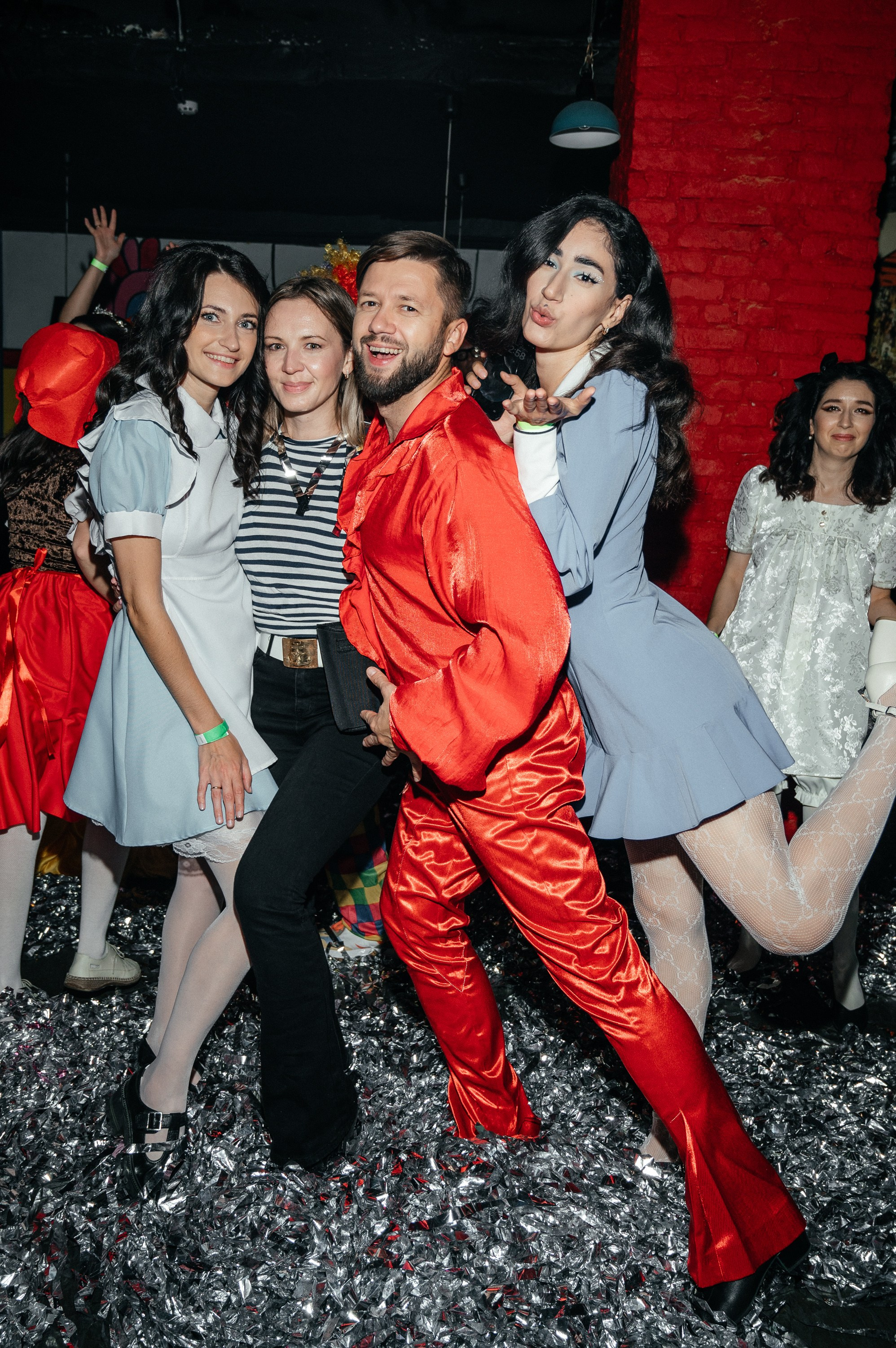 Репортажный фотограф на корпоратив и другие мероприятия. Свадебный и семейный фотограф в Краснодаре Марина Стёпа