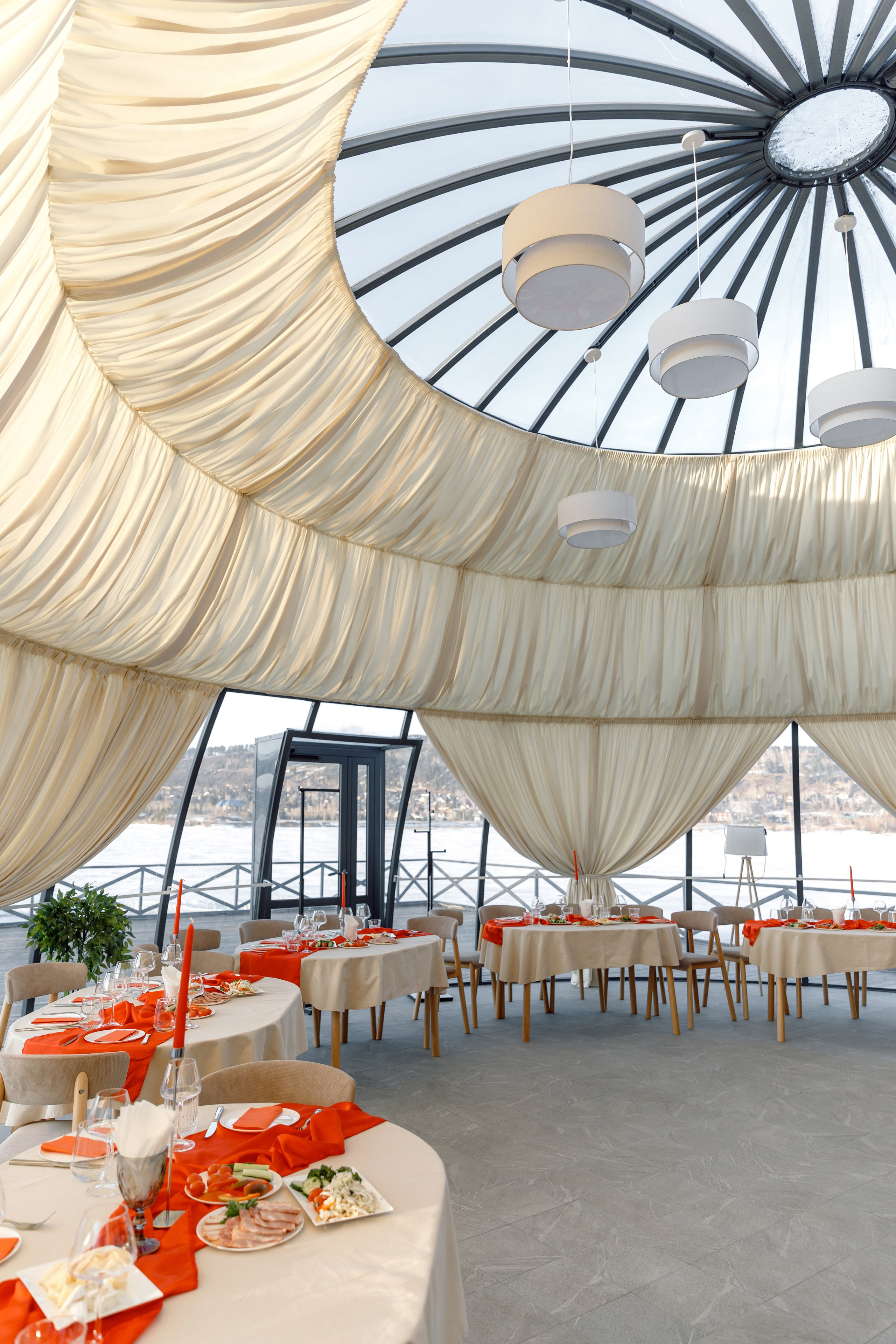 Юлия 30 — база Отражение. Свадебный фотограф Иркутск, репортажный фотограф Иркутск