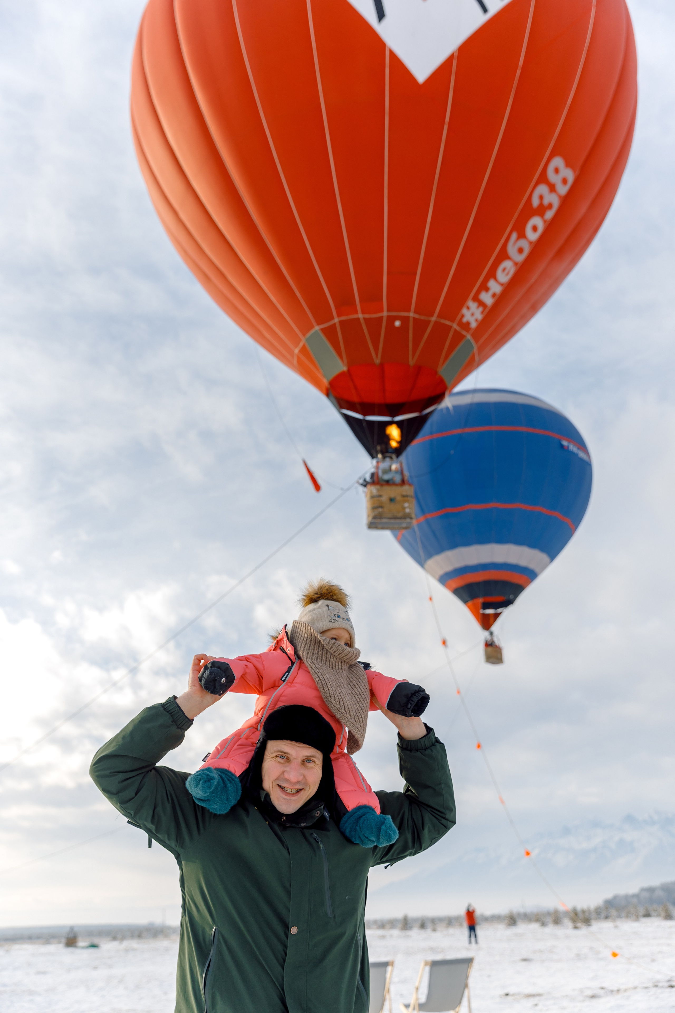 ЯБЛОКИ НА СНЕГУ. Свадебный фотограф Иркутск, репортажный фотограф Иркутск
