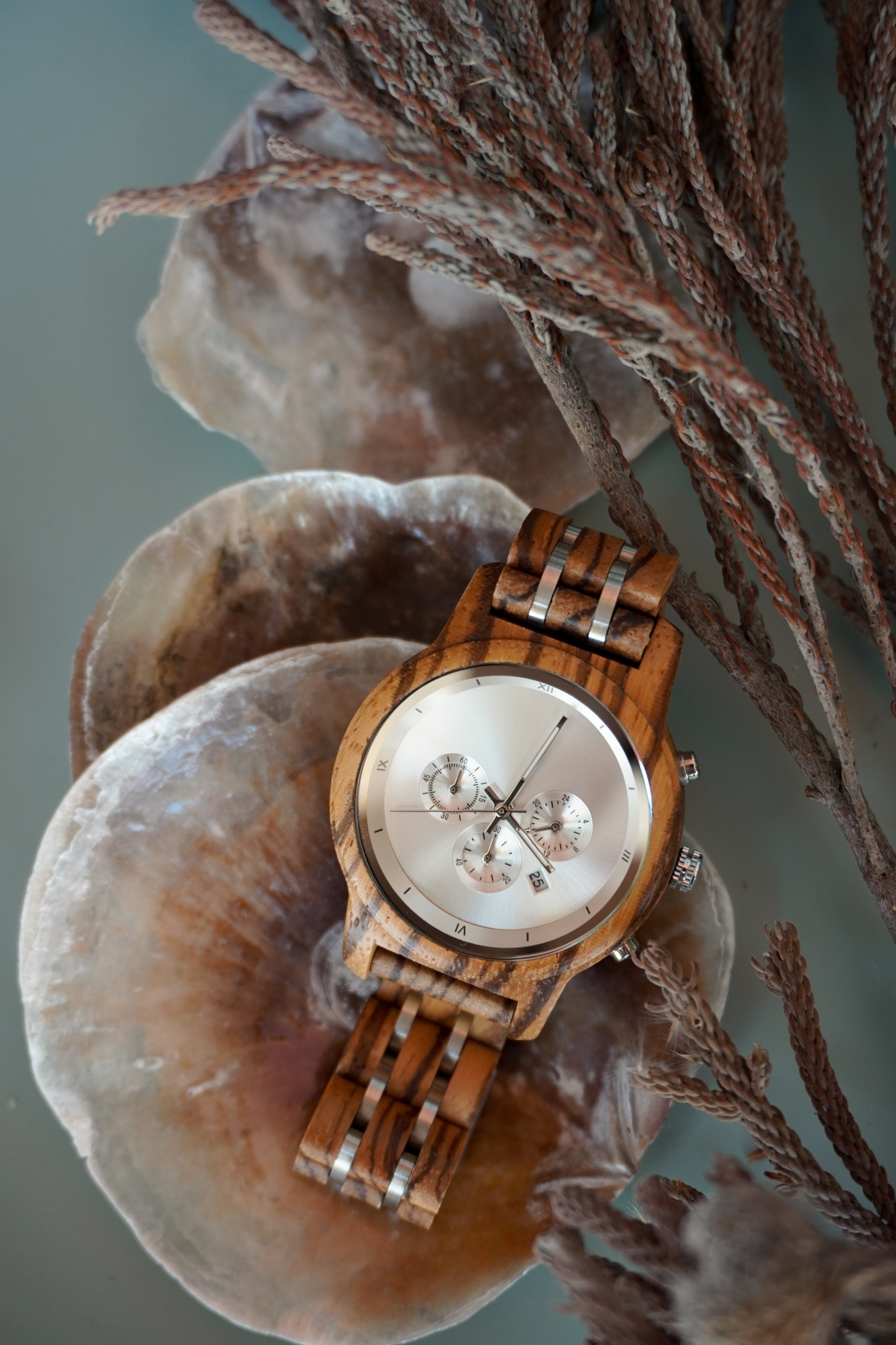 Часы. Кузнецова Мария — профессиональный фотограф в Санкт-Петербурге | Предметная фотосъёмка, модельные тесты, актёрское портфолио, концерты