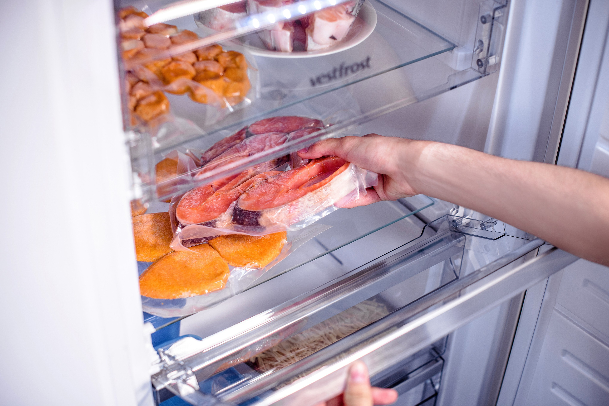 Каталоги и Реклама. Елена Северина фотограф, Алматы: репортаж (спорт, концерты, конференции), предметная и фуд-съёмка, портреты, каталоги, фэшн, ретушь