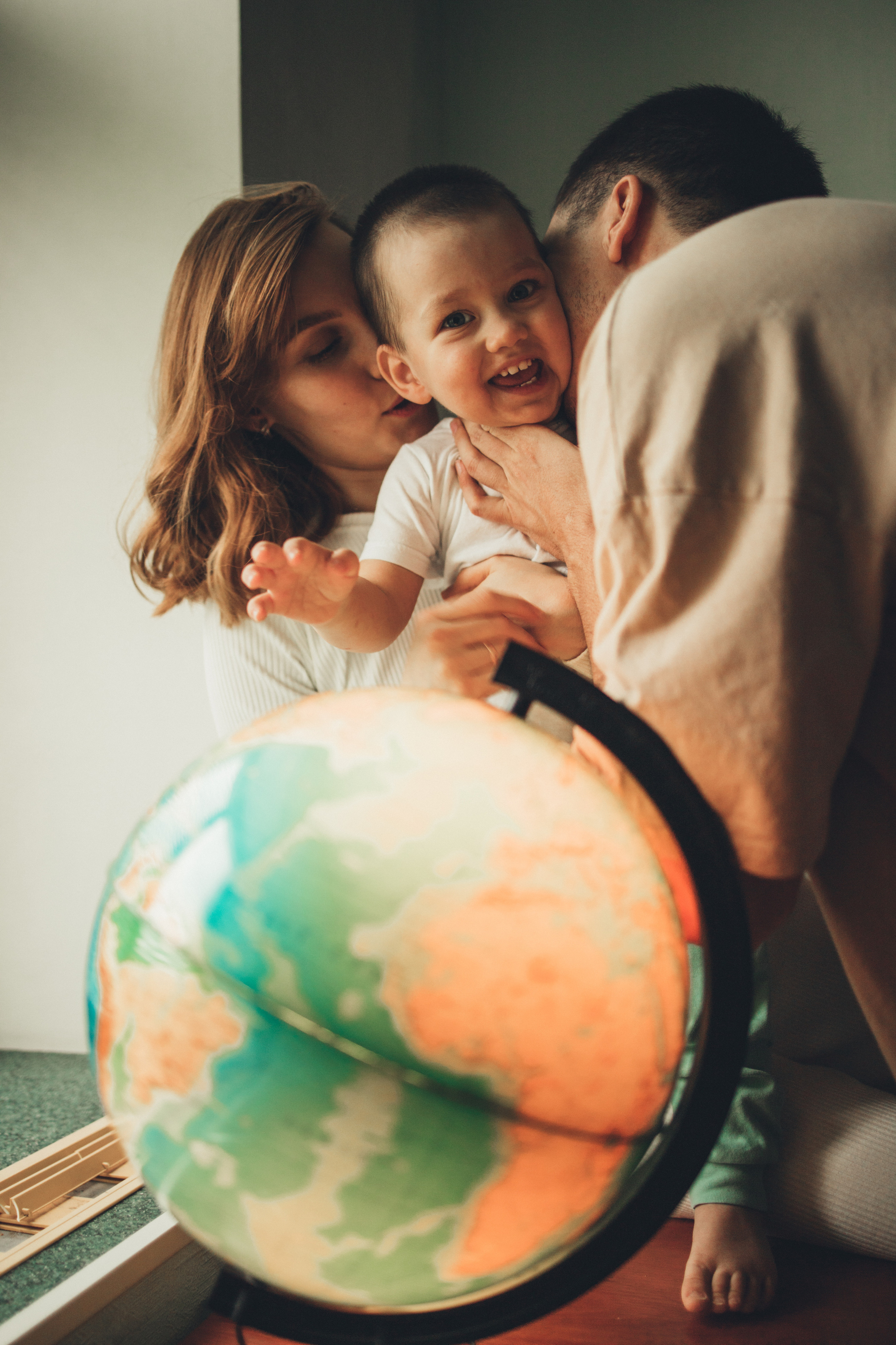 Волшебный глобус. Семейный lifestyle фотограф в Казани Ксения Верясова