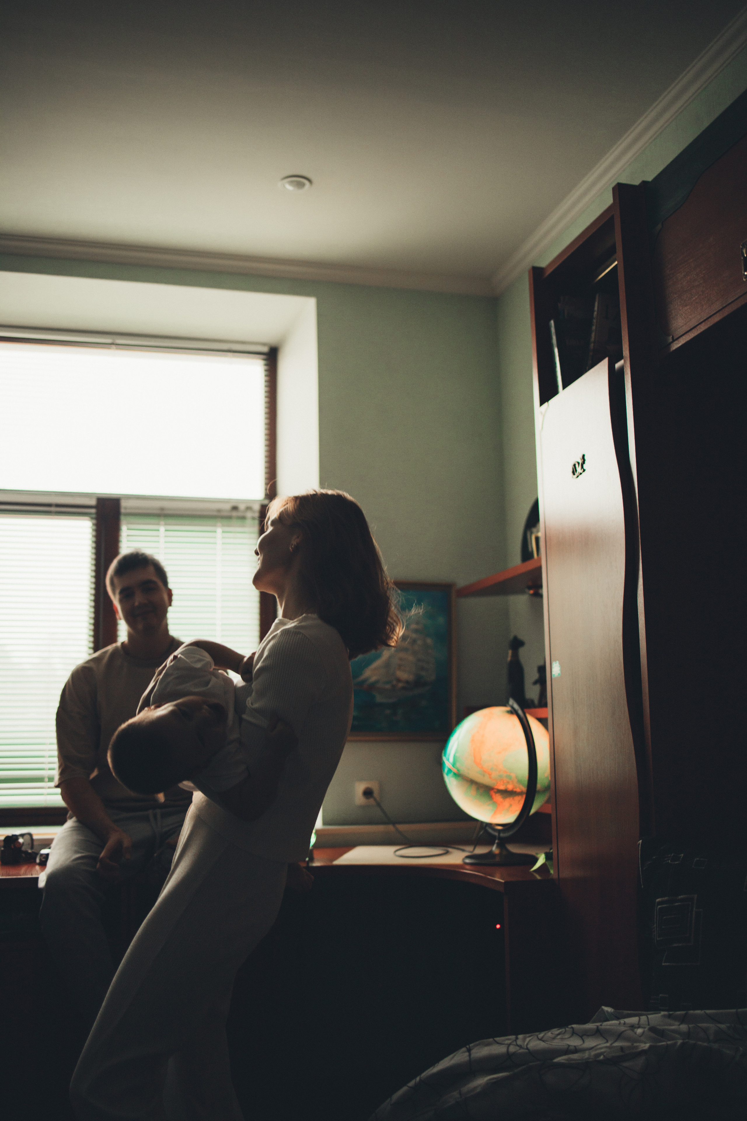 Волшебный глобус. Семейный lifestyle фотограф в Казани Ксения Верясова