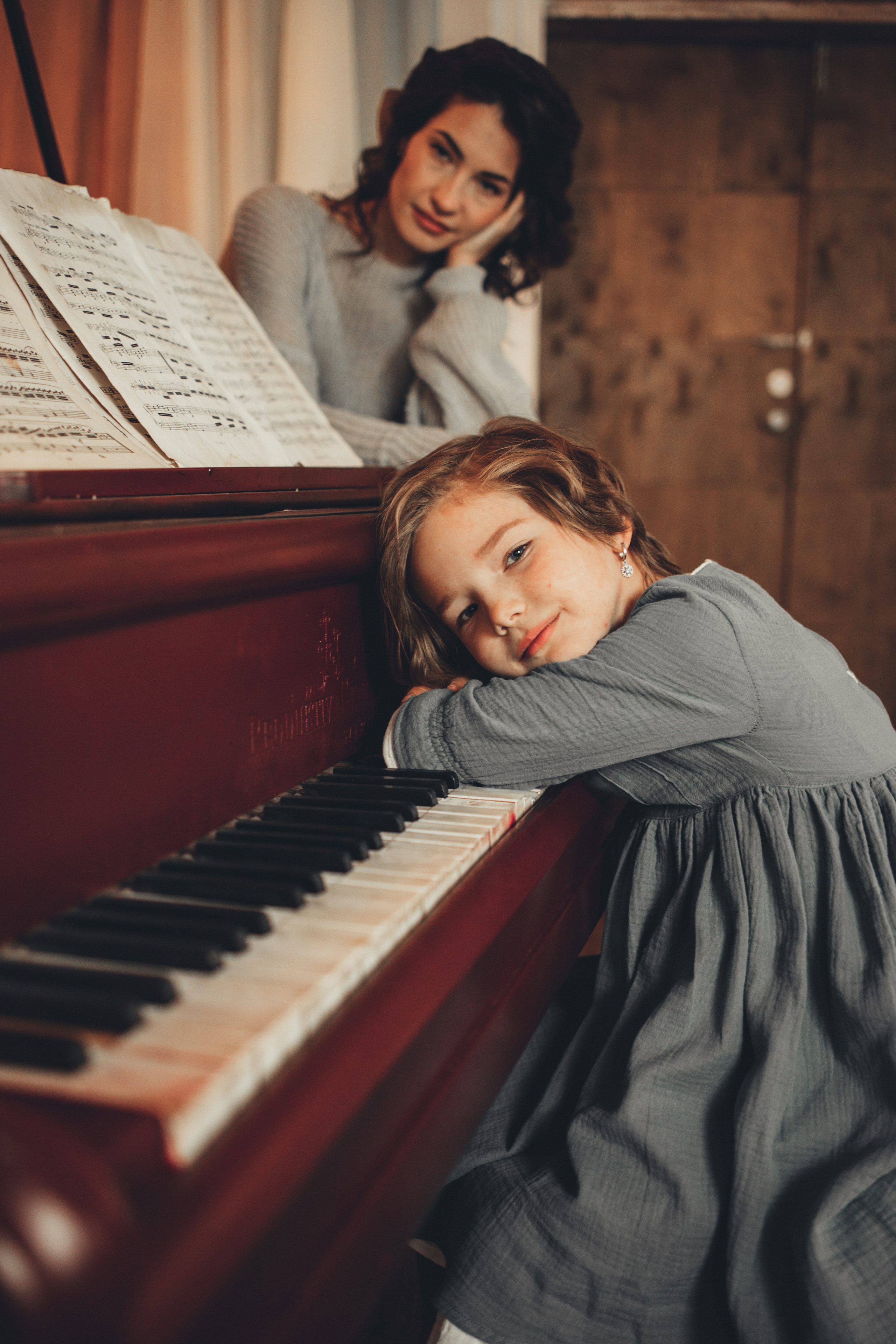 Старый рояль. Семейный lifestyle фотограф в Казани Ксения Верясова