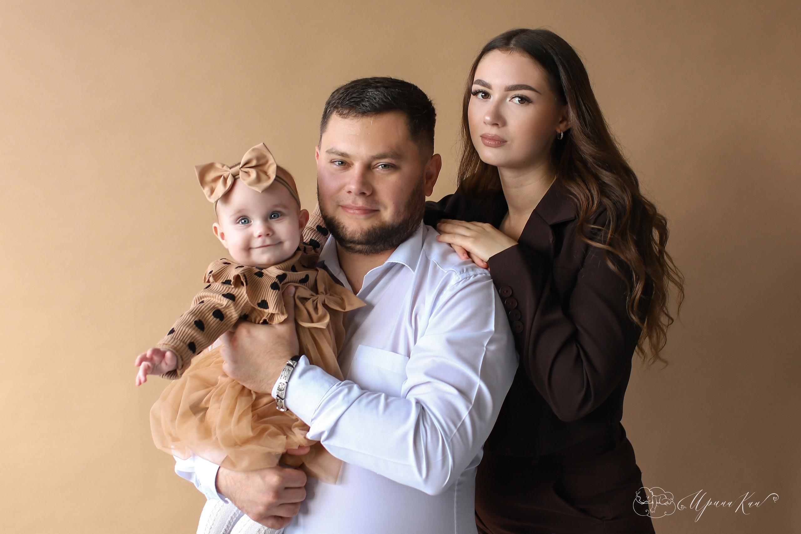 Семейная фотосессия в студии Когда вместе