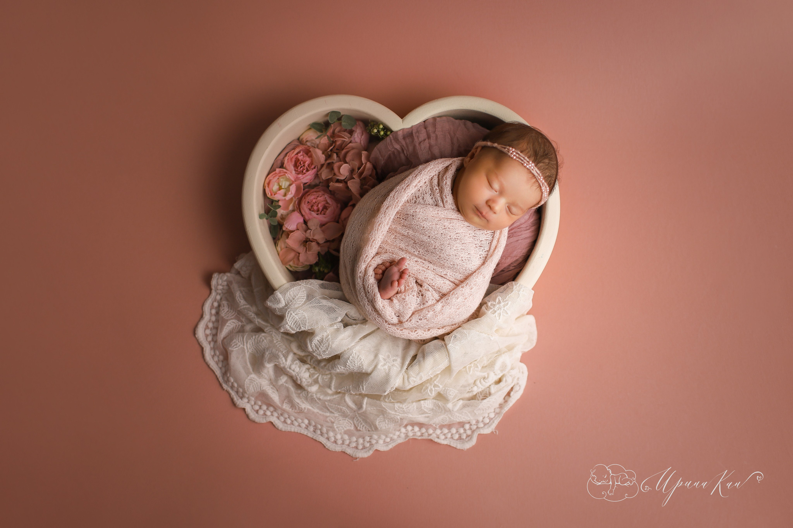 Новорожденная фотосессия для девочек. Ирина Кан Фотограф новорожденных в Екатеринбурге
