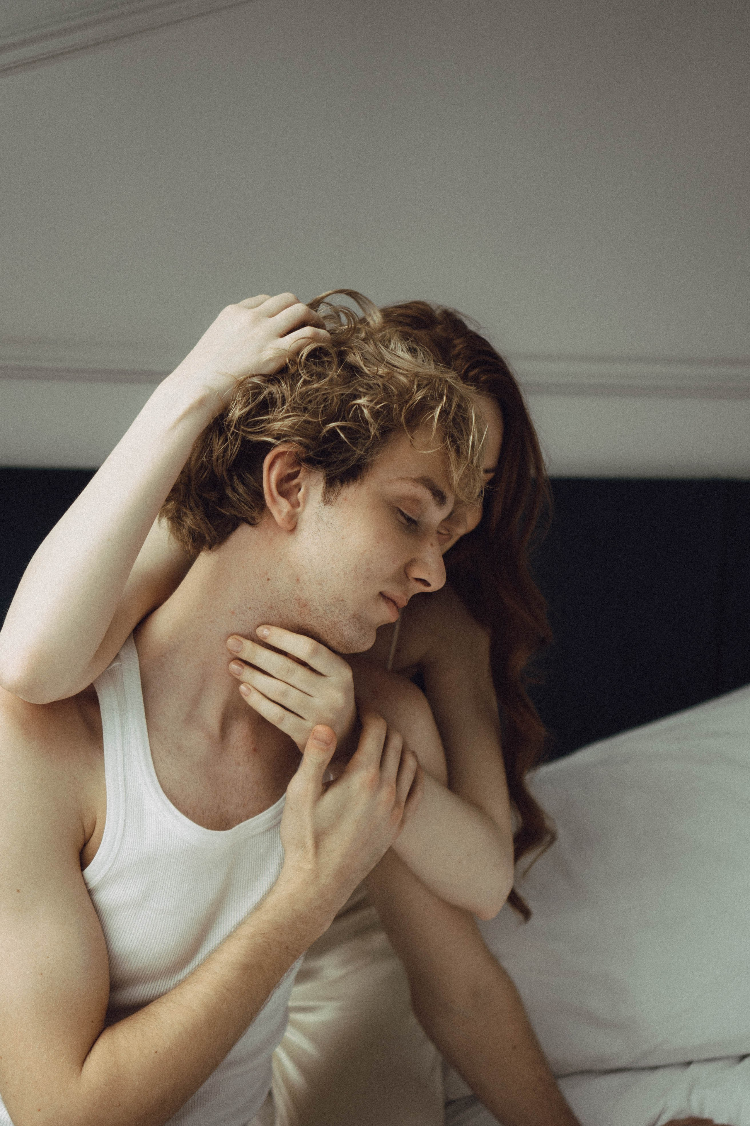 СВАДЕБНАЯ СЬЕМКА В ОТЕЛЕ. СБОРЫ ЖЕНИХА И НЕВЕСТЫ И ТАКЖЕ ТОР И ПОДГОТОВКА К ПРОГУЛКЕ. Профессиональный фотограф, Санкт-Петербург — Виктория Богомолова