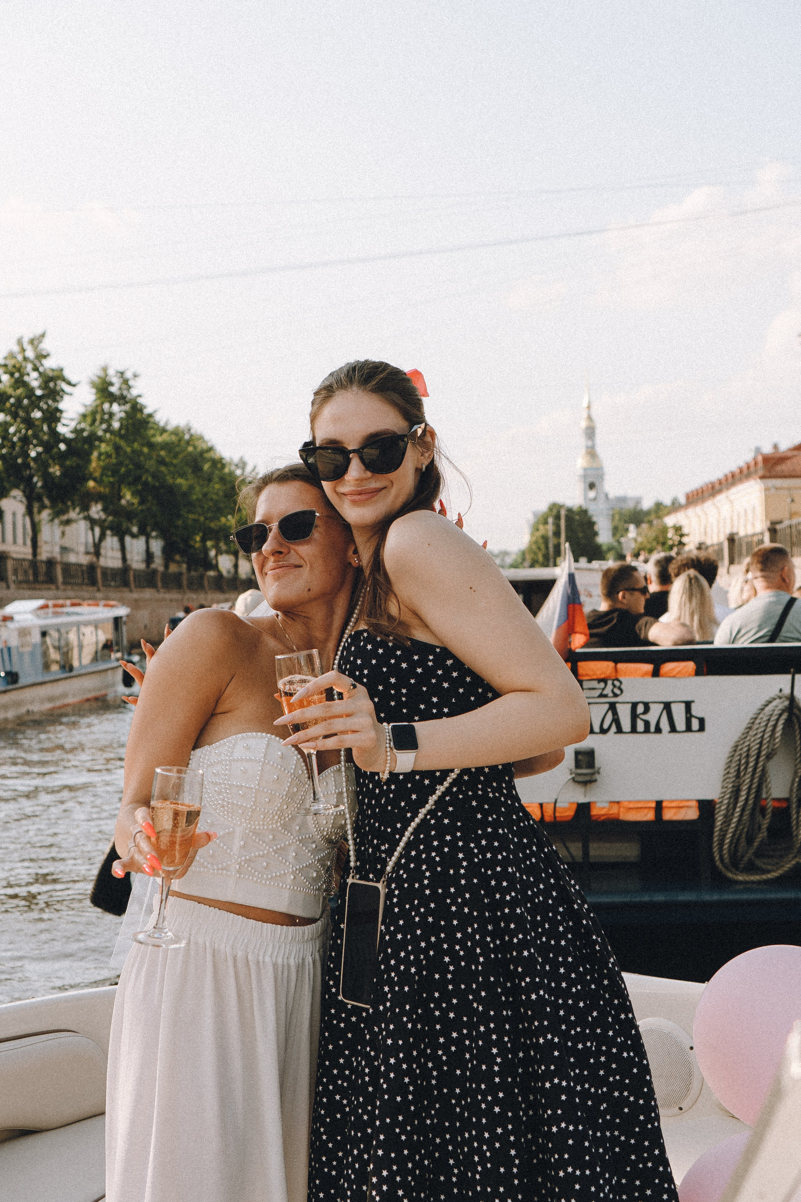 ДЕВИЧНИК НА КАТЕРЕ. Профессиональный фотограф, Санкт-Петербург — Виктория Богомолова