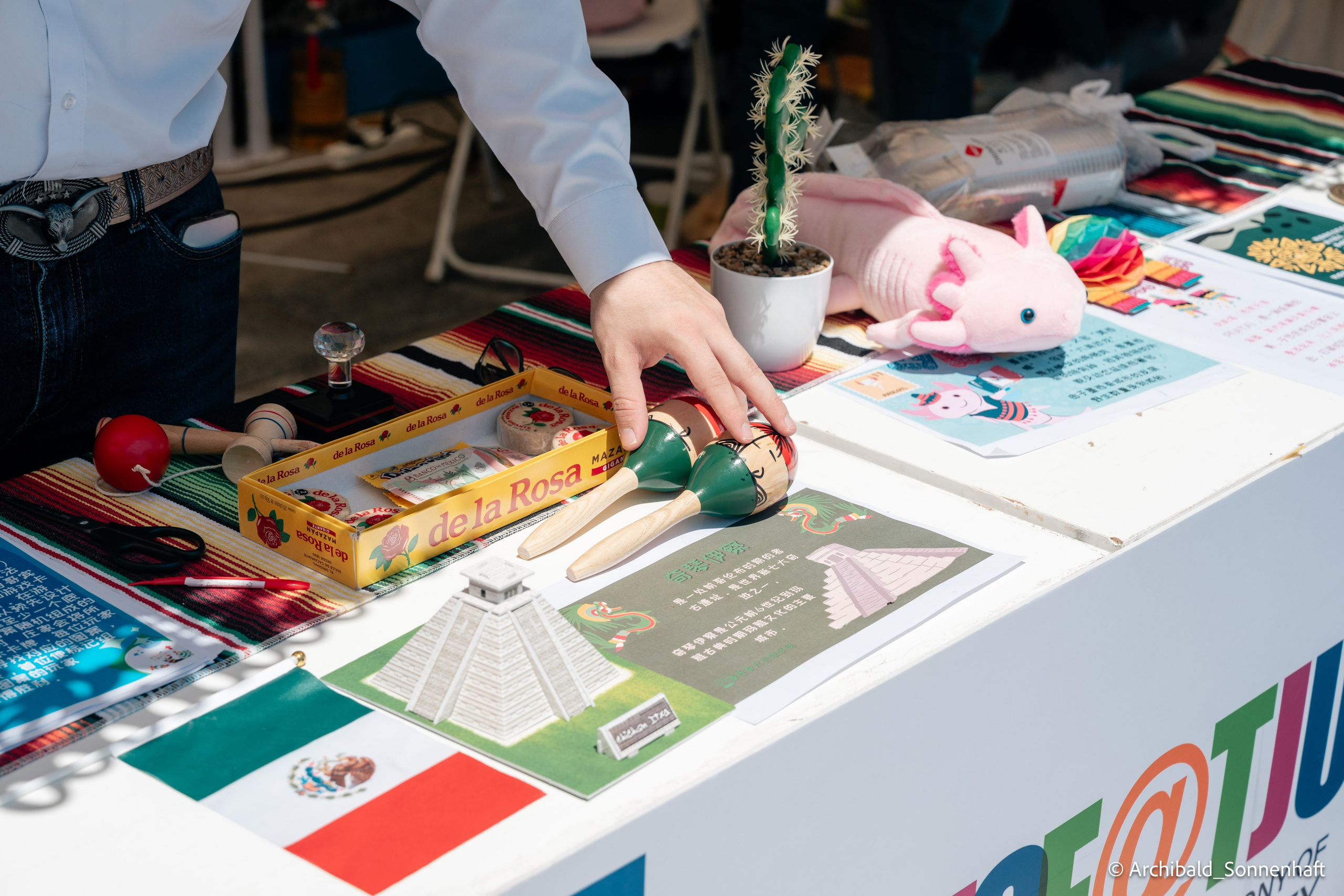 TJU Cultural Festival. Photographer in Guangzhou, China. Archibald Sonnenhaft