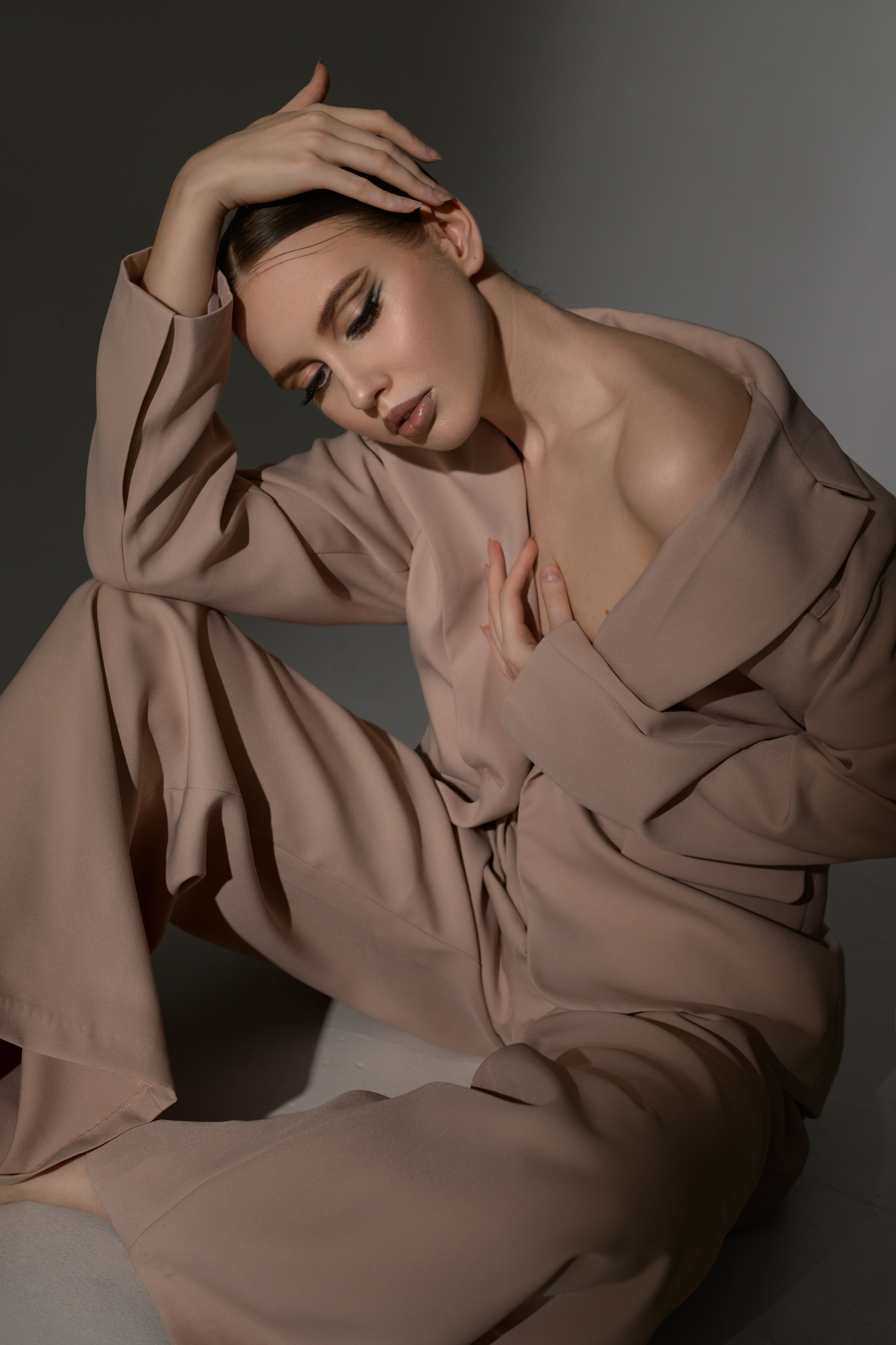 Твоя лучшая фотосессия, которая покажет тебя настоящую. Портретный Фотограф в Москве Юлия Батурина