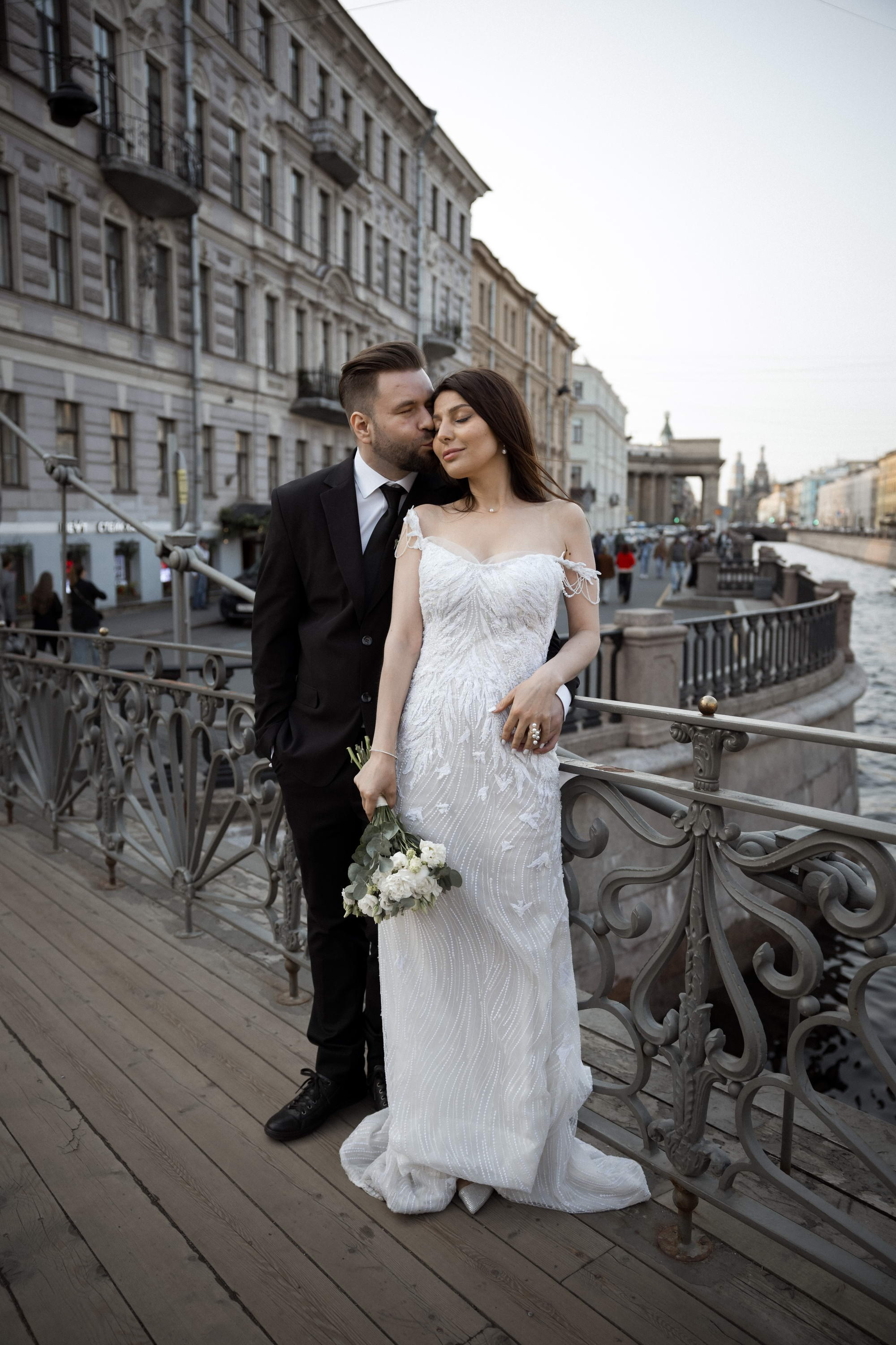 Свадьба в Питере. Свадебный фотограф Игорь Брундасов 8PHOTO на свадьбу венчание загс СПб