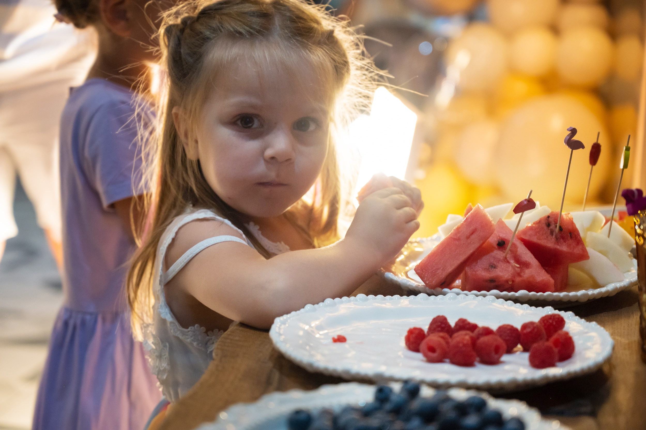 Ресторан Дюжина! Давиду 5 лет. Создаю живые портреты и незабываемые снимки в атмосфере солнечного Сочи