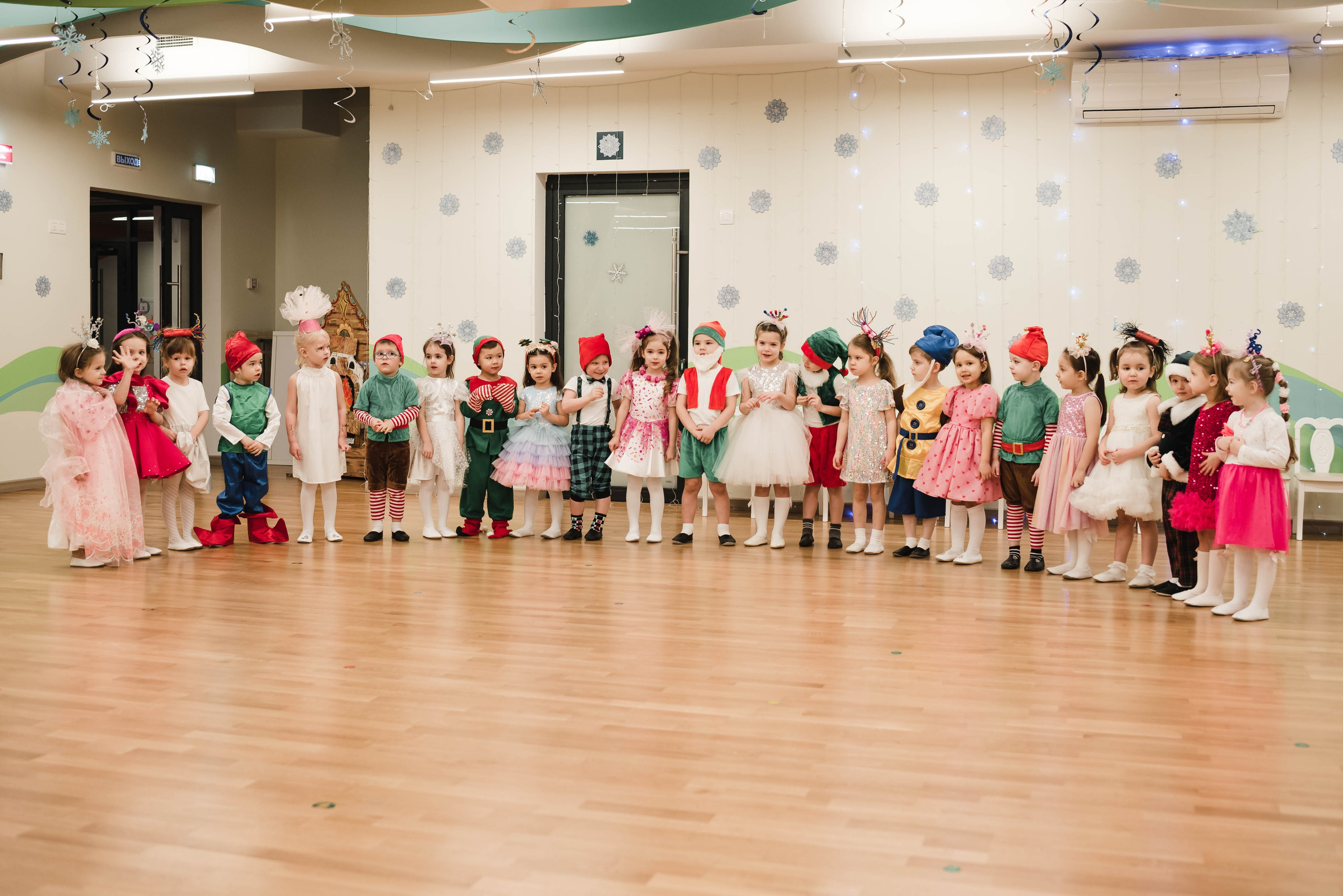 Детский садик Новый год. Фотограф в Москве новорожденные свадьбы семьи Дарья Ларионова