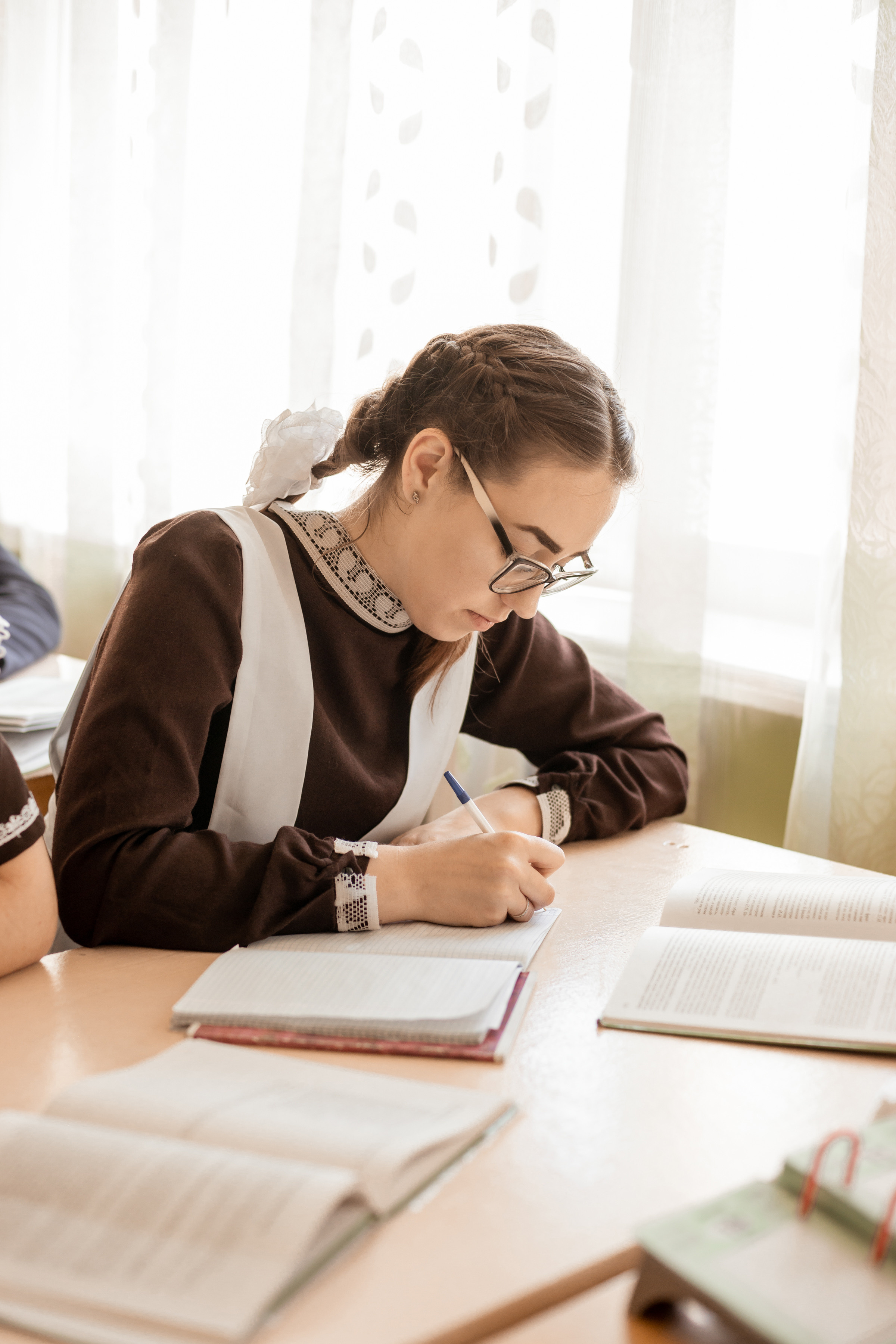 Фотосессия на выускной альбом 11 класс. Ольга Плаксина фотограф в Саратове