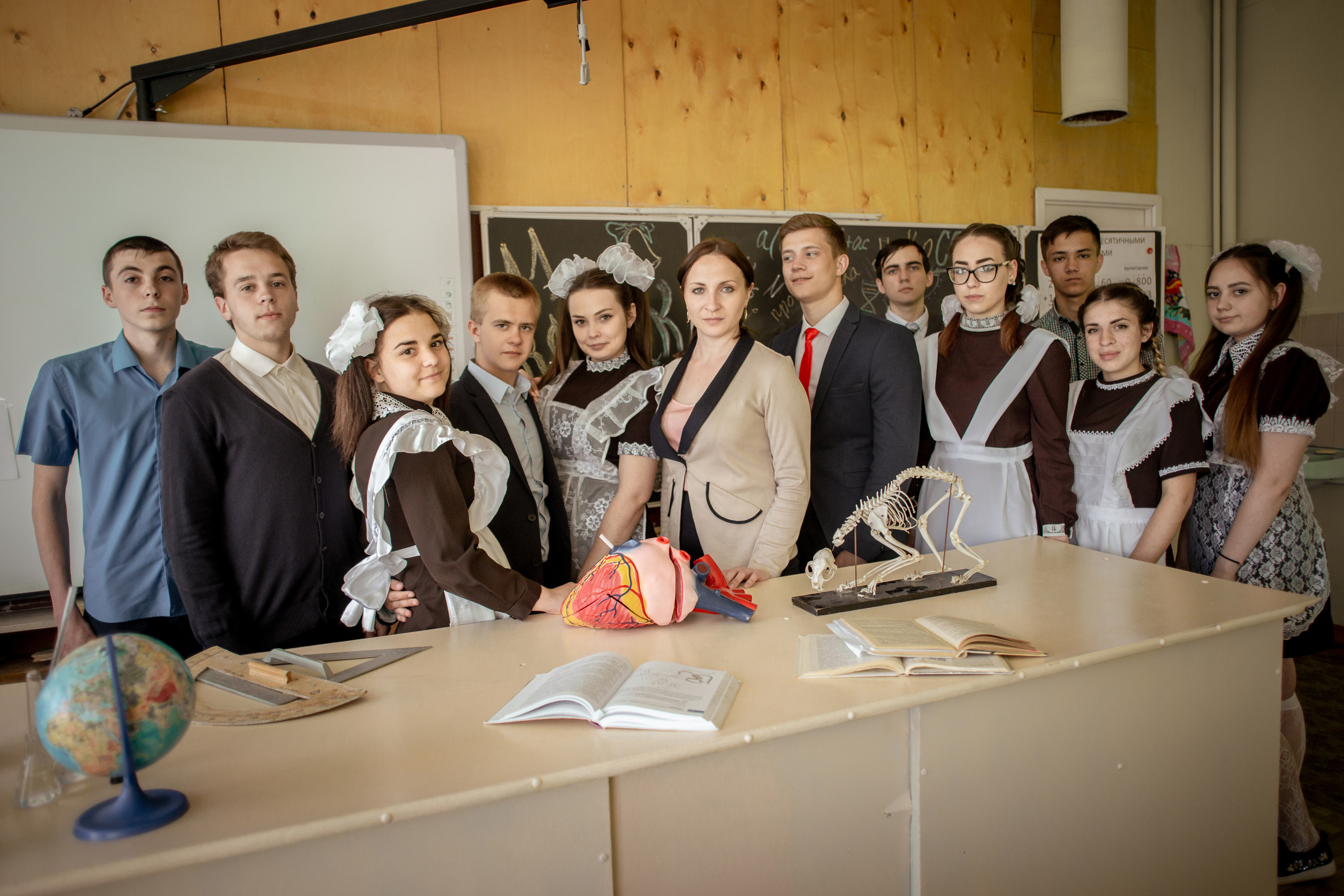 Фотосессия на выускной альбом 11 класс. Ольга Плаксина фотограф в Саратове