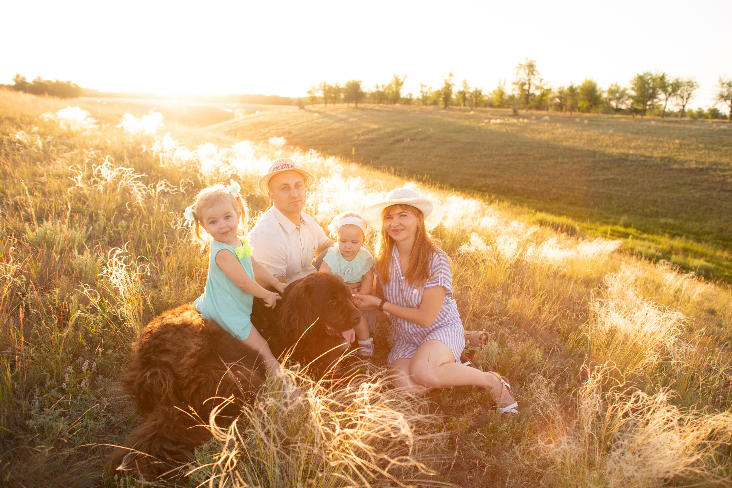 Аня, Вячеслав и дочки Соня и Лера. Ольга Плаксина фотограф в Саратове